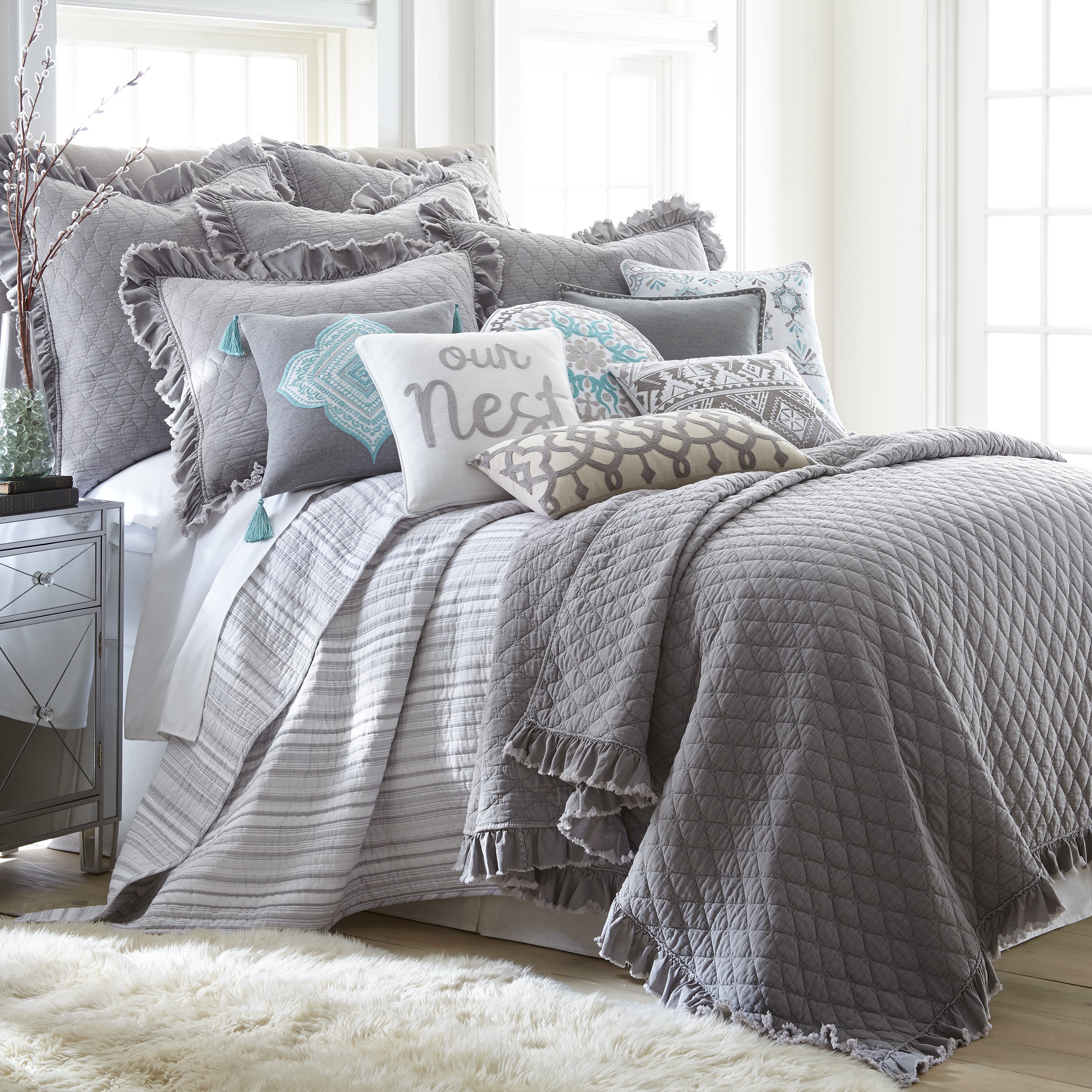Levtex Home Stonewash Grey Quilt Set Quilts