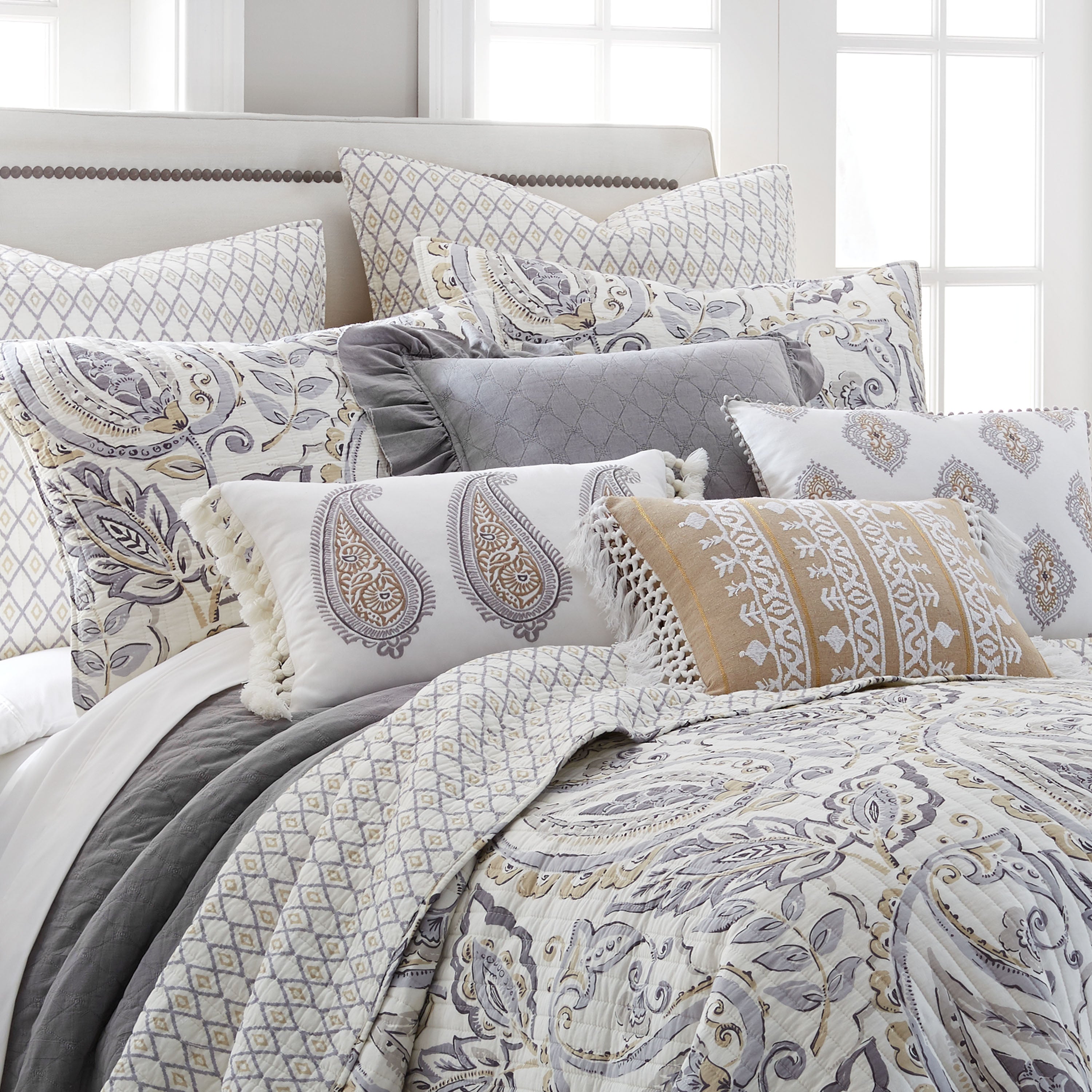 Levtex Home Tamsin Grey Quilt Set Quilts
