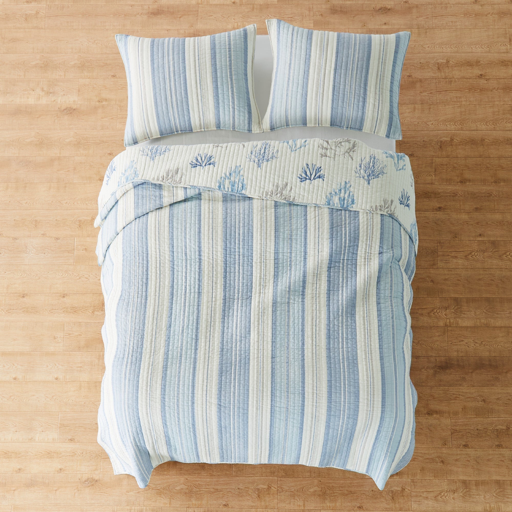 Levtex Home Ipanema Quilt Set Quilts