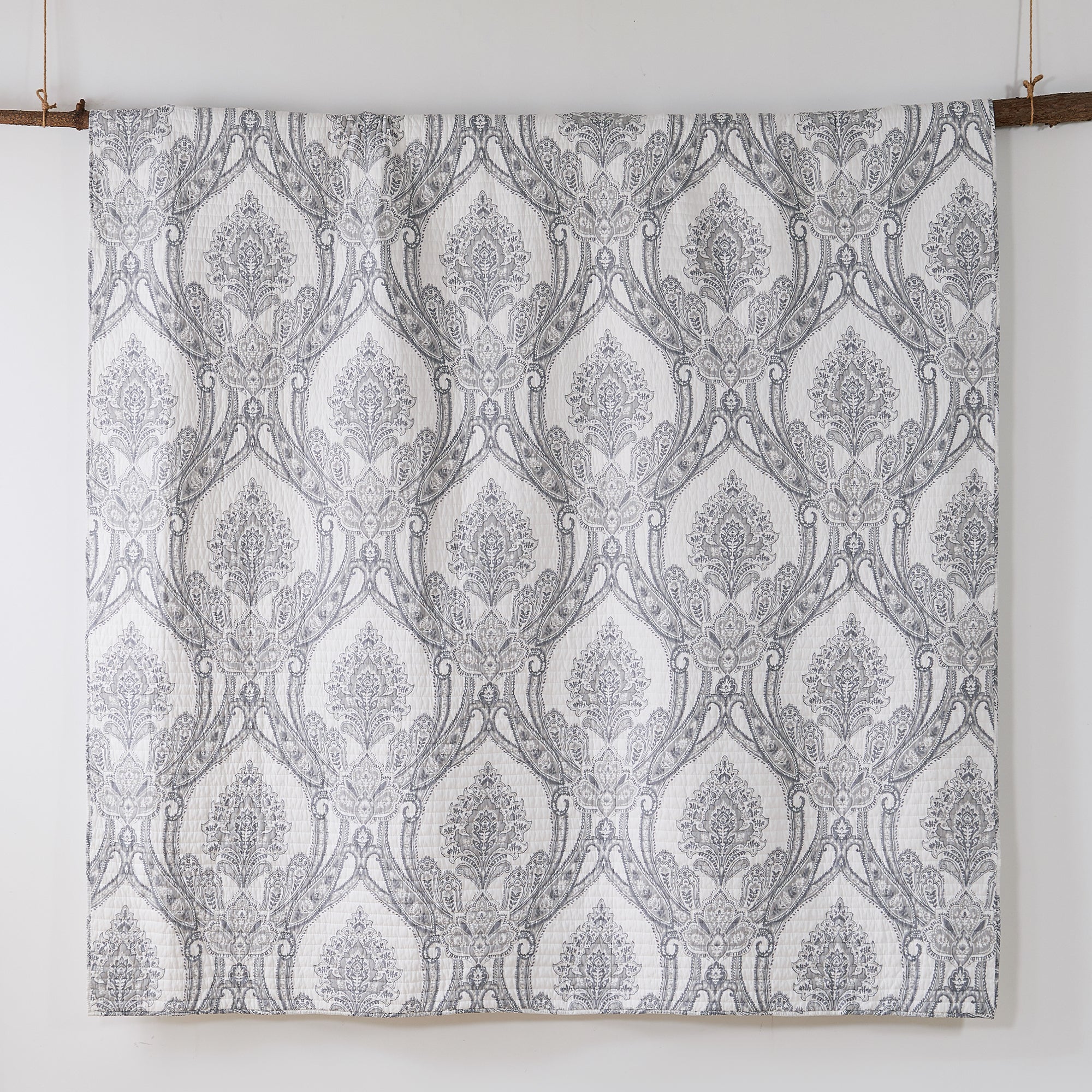 Levtex Home Novara Quilt Set Quilts