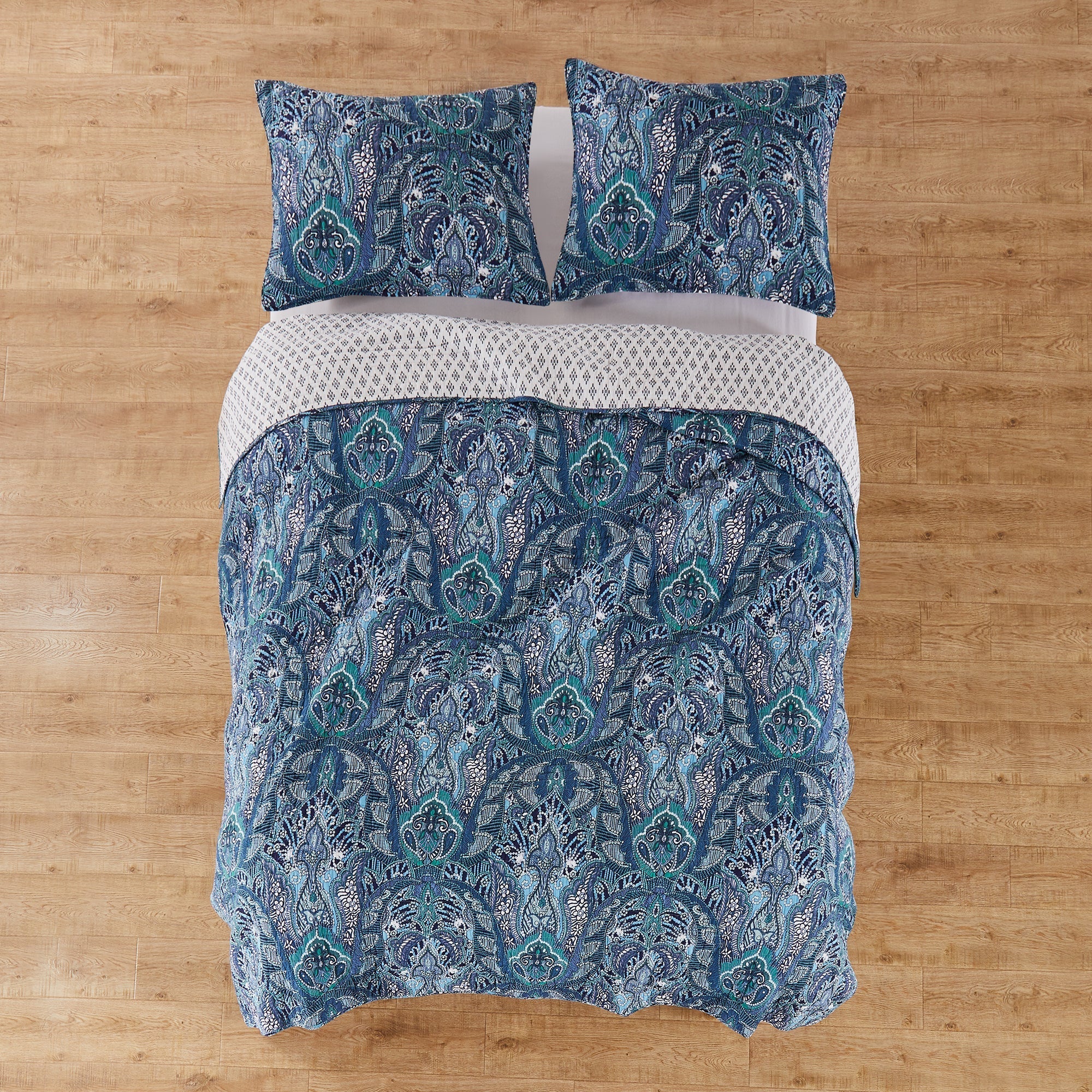 Levtex Home Bellamy Teal Quilt Set Quilts