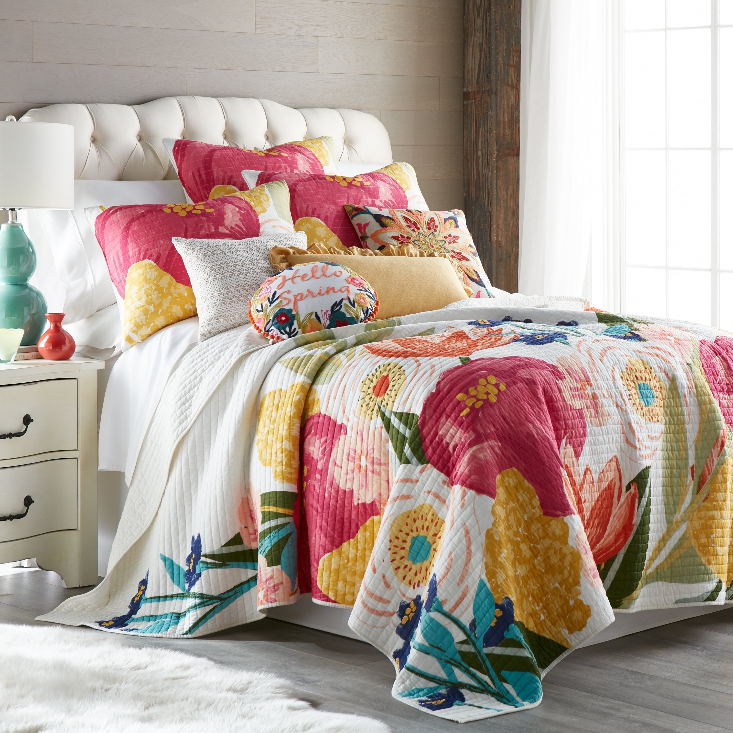 Levtex Home Grandiflora Quilt Set Quilts