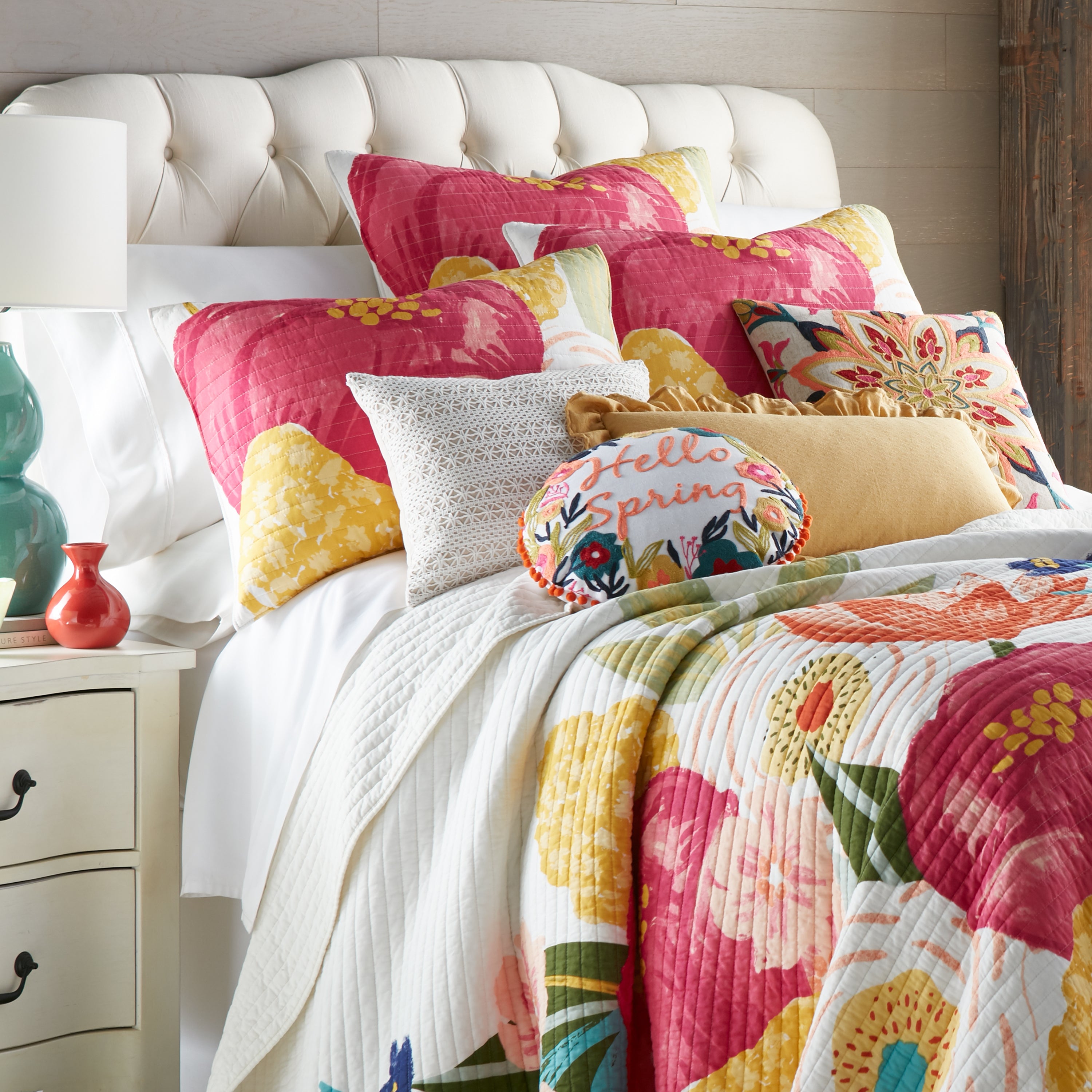 Levtex Home Grandiflora Quilt Set Quilts