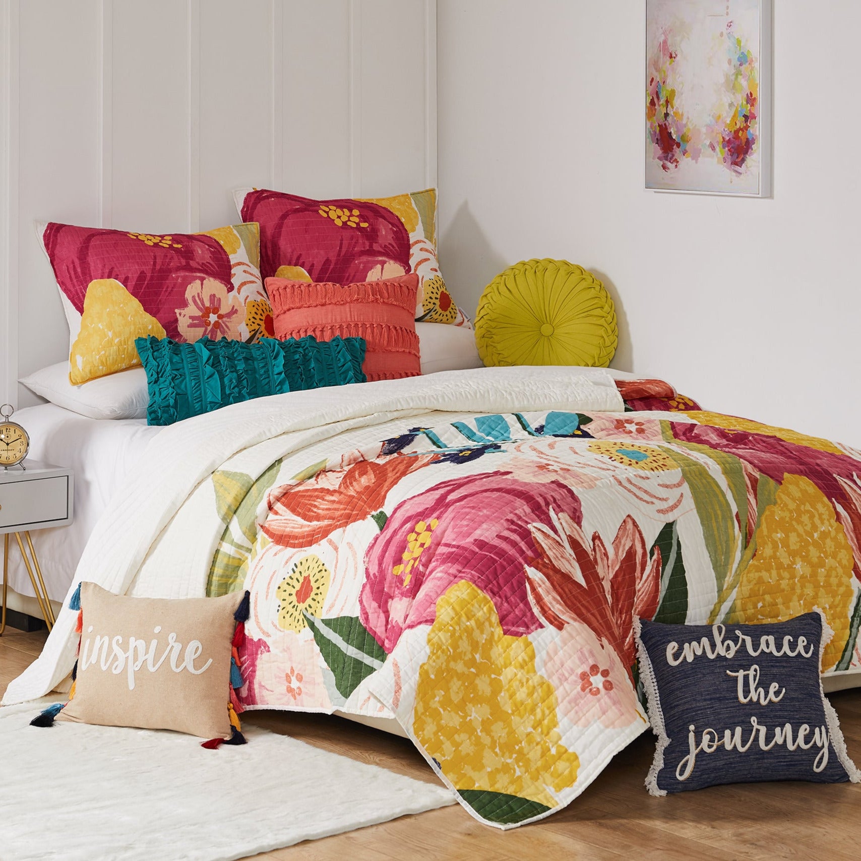Levtex Home Grandiflora Quilt Set Quilts