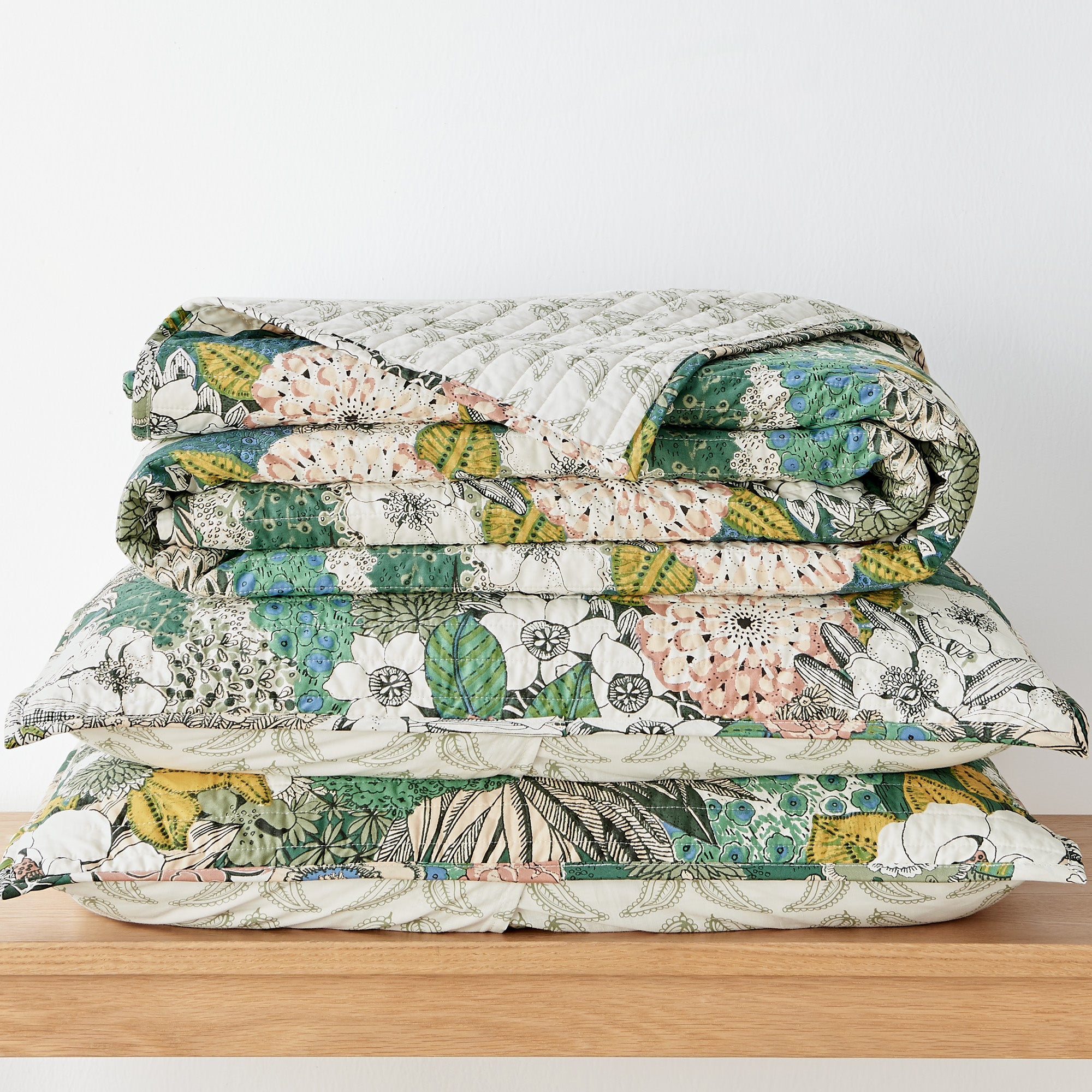 Levtex Home Bettina Floral Quilt Set Quilts