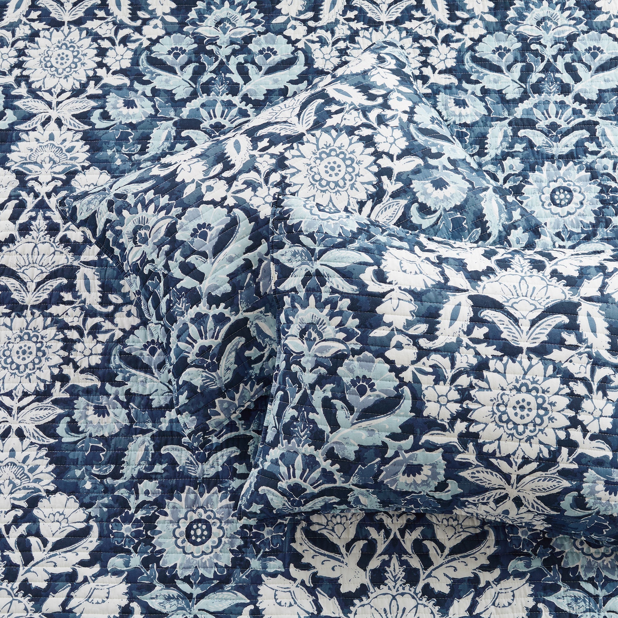 Levtex Home Laure Indigo Quilt Set Quilts