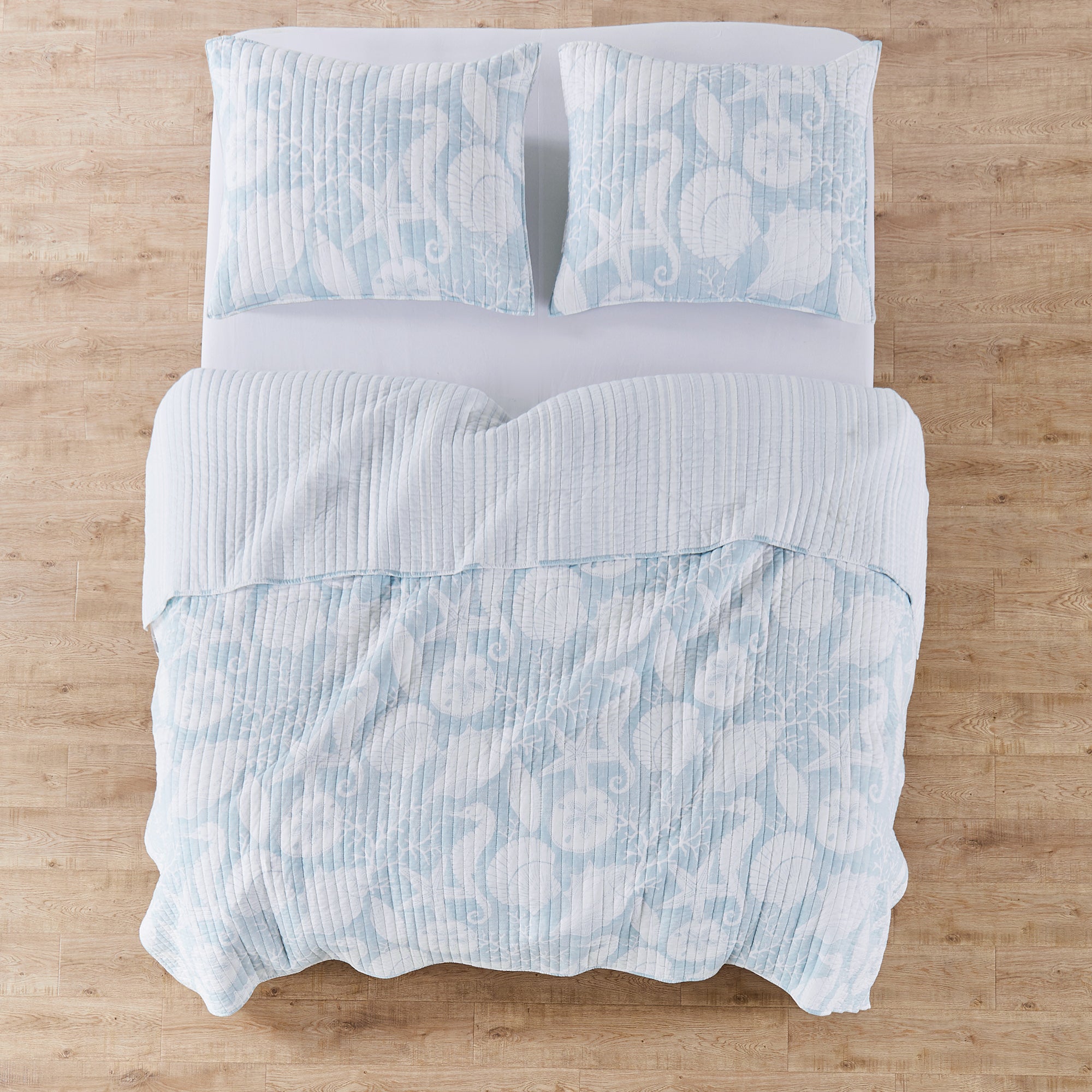 Levtex Home Stillwater Quilt Set Quilts