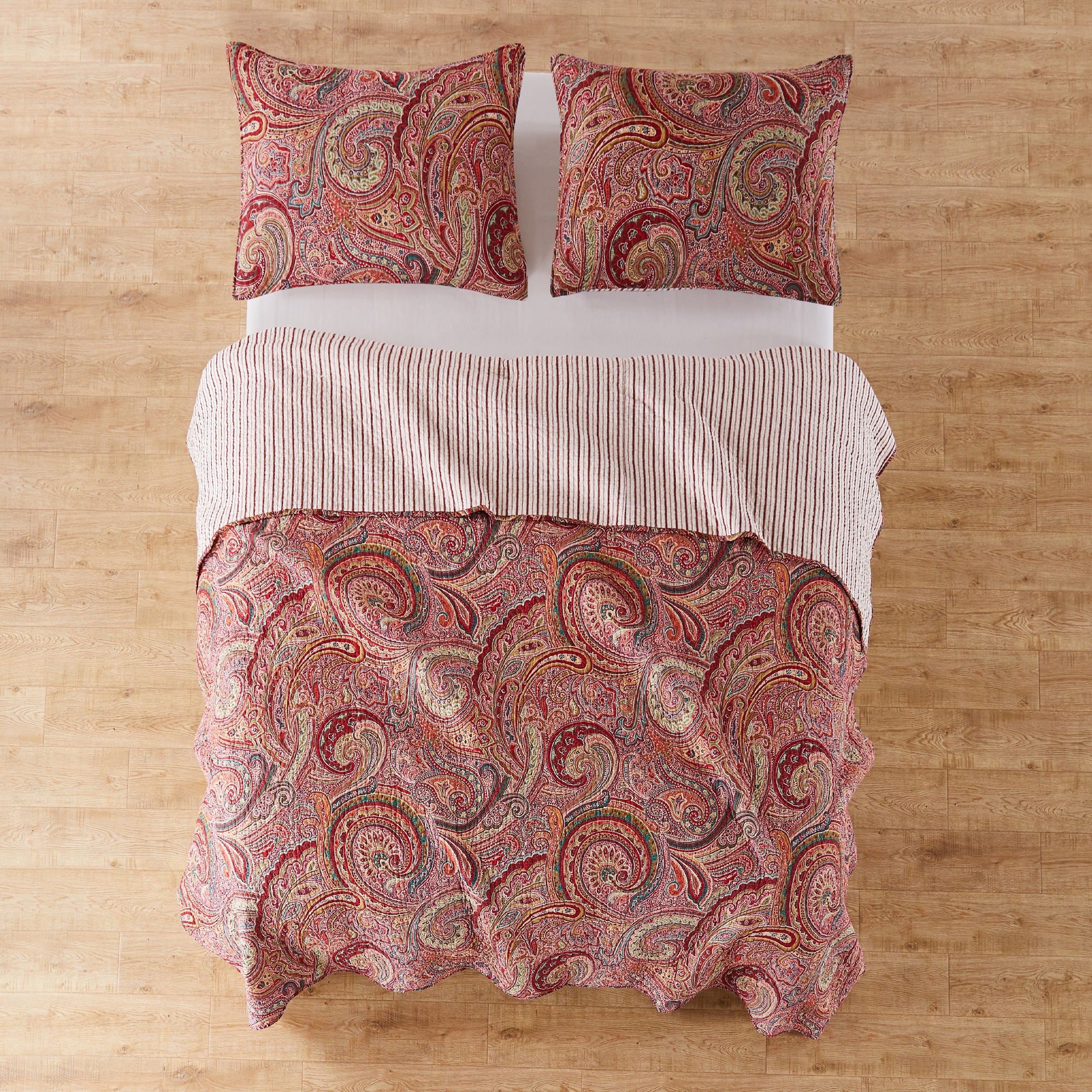 Levtex Home Spruce Quilt Set Quilts