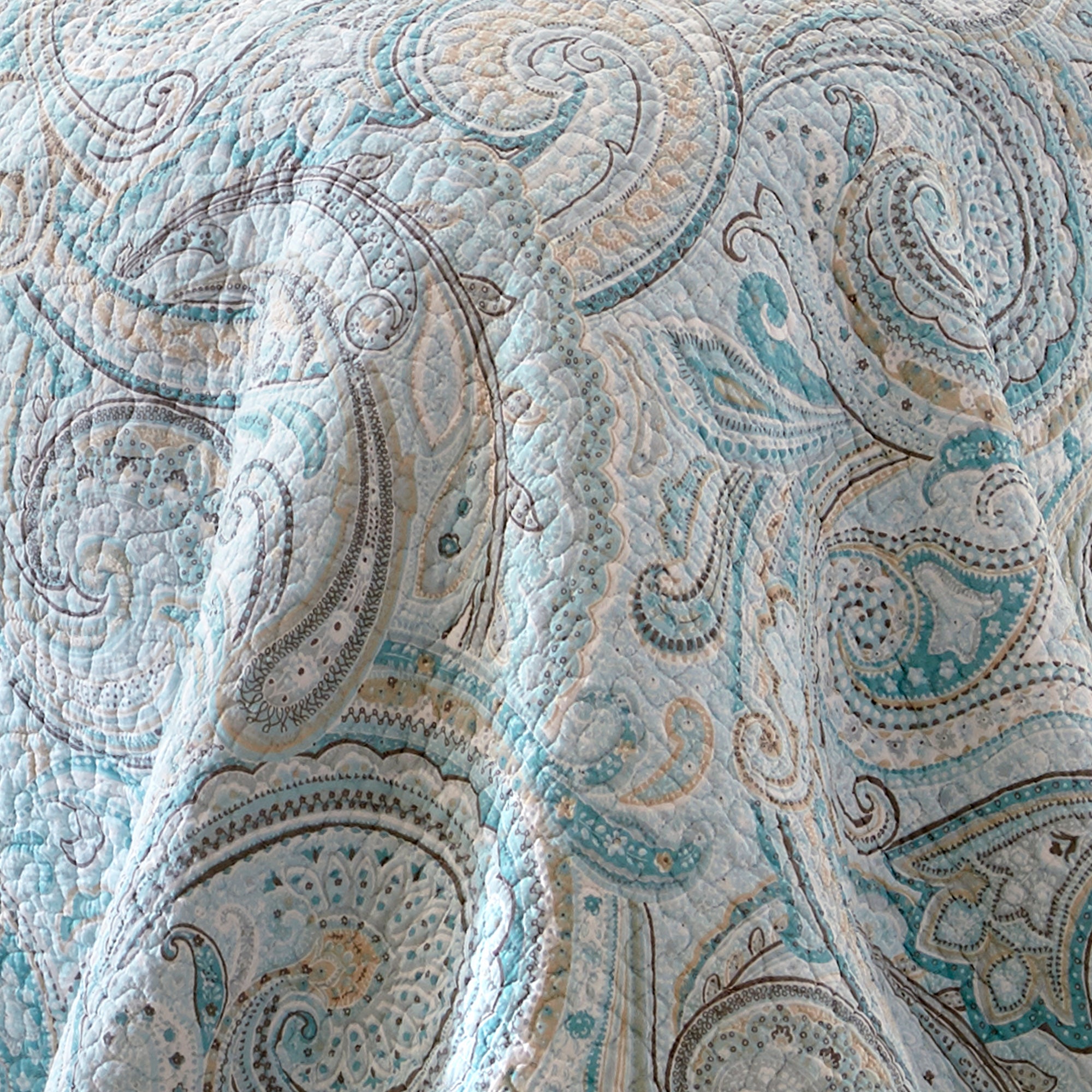 Levtex Home Spruce Quilt Set Quilts