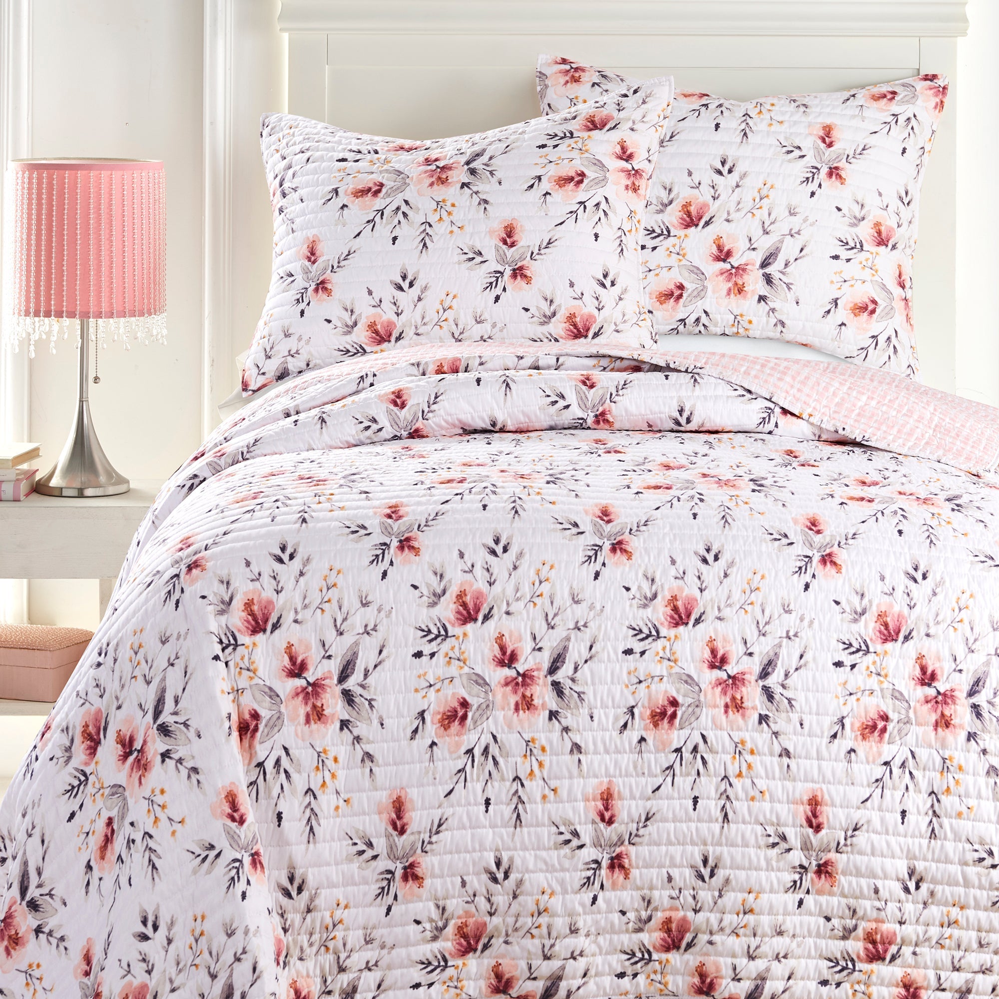 Levtex Home Adeline Quilt Set Quilts
