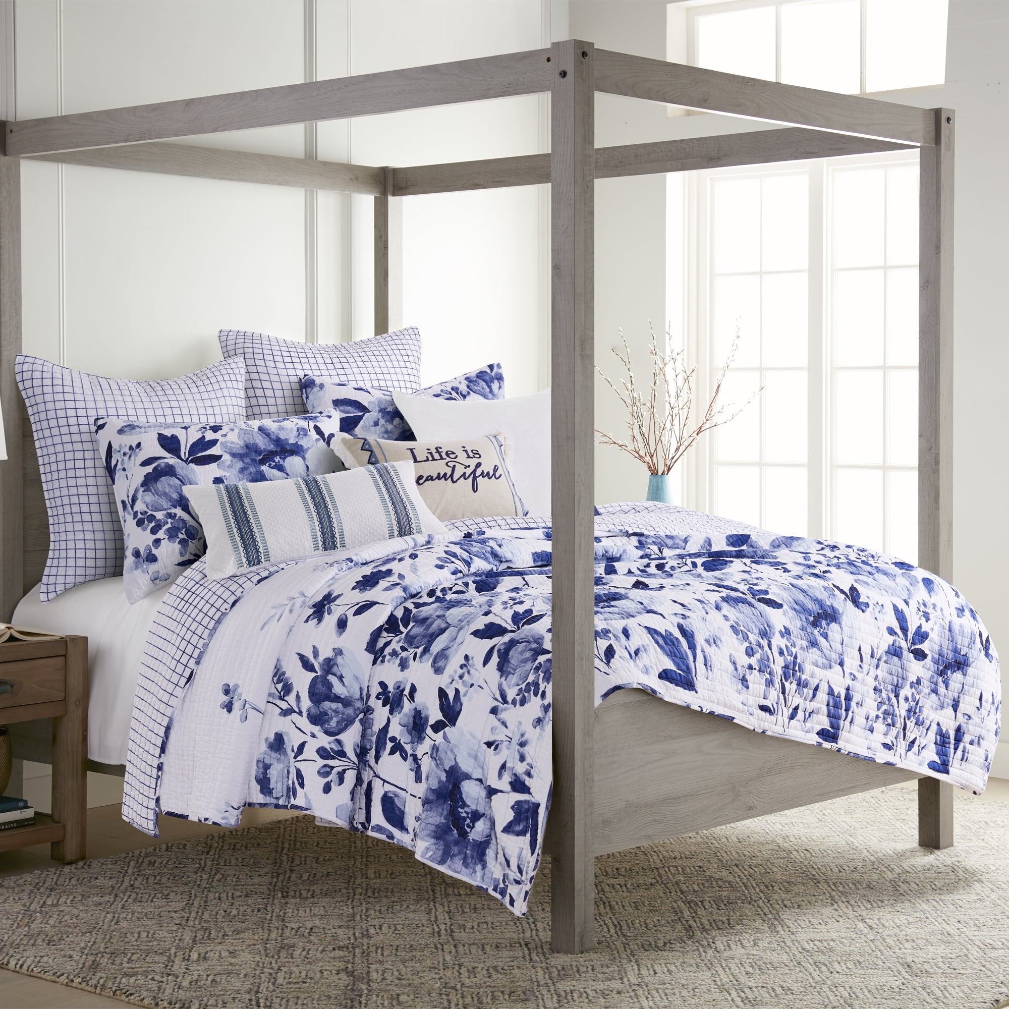 Levtex Home Riella Garden Quilt Set Quilts