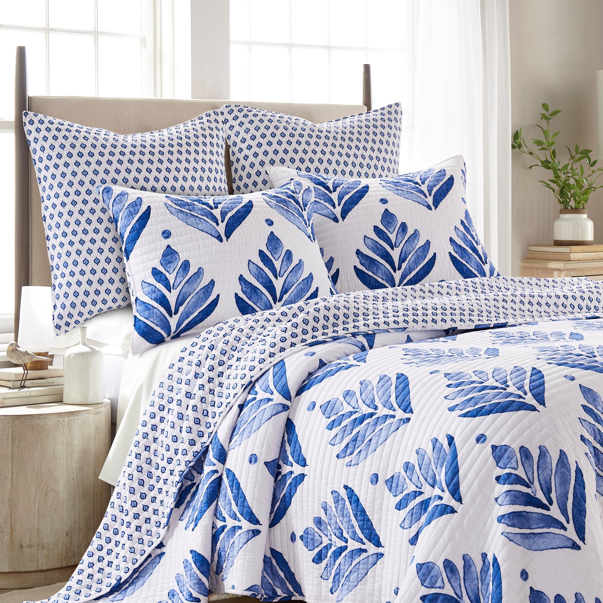 Levtex Home Vintage Blossom Quilt Set Quilts