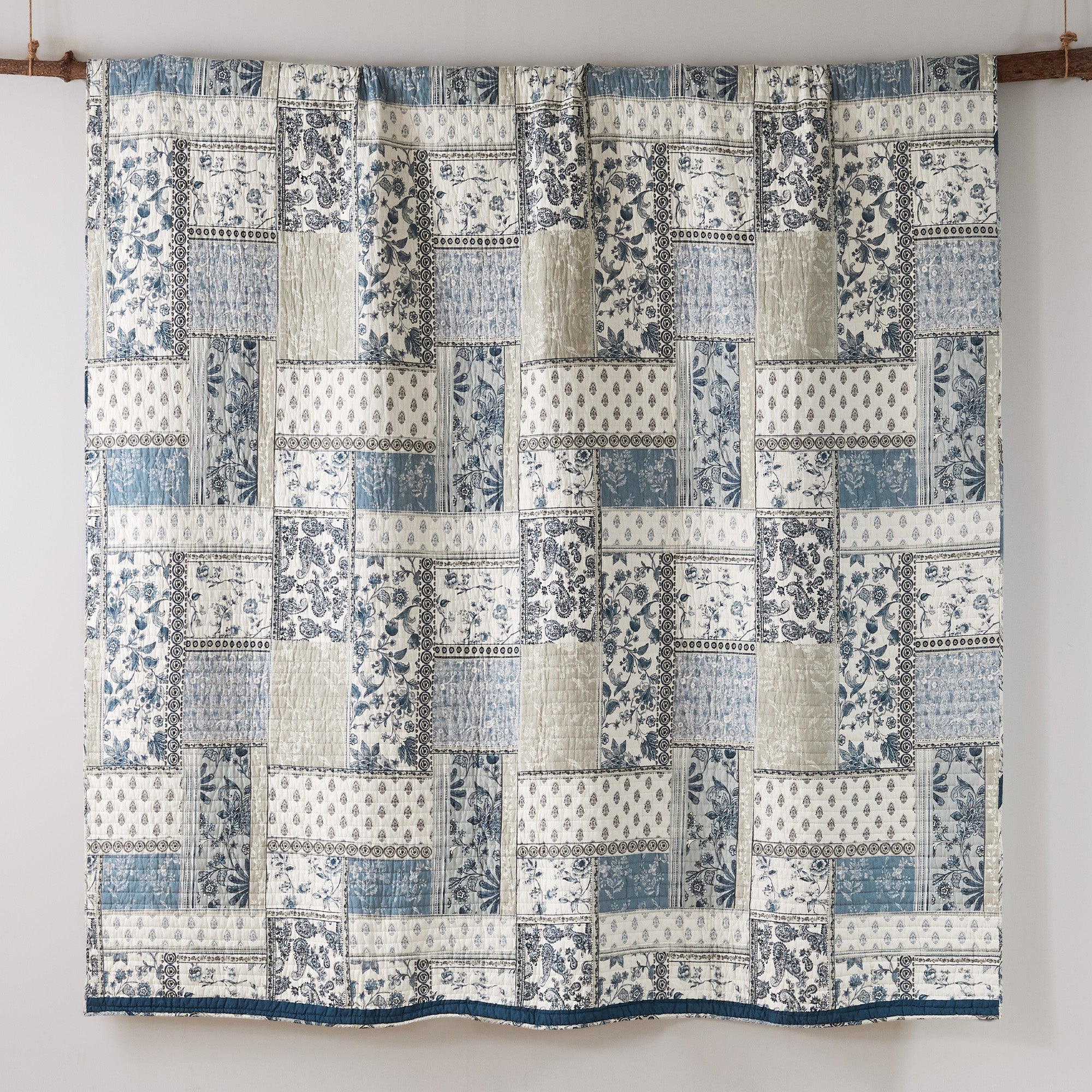Levtex Home Aliza Quilt Set Quilts