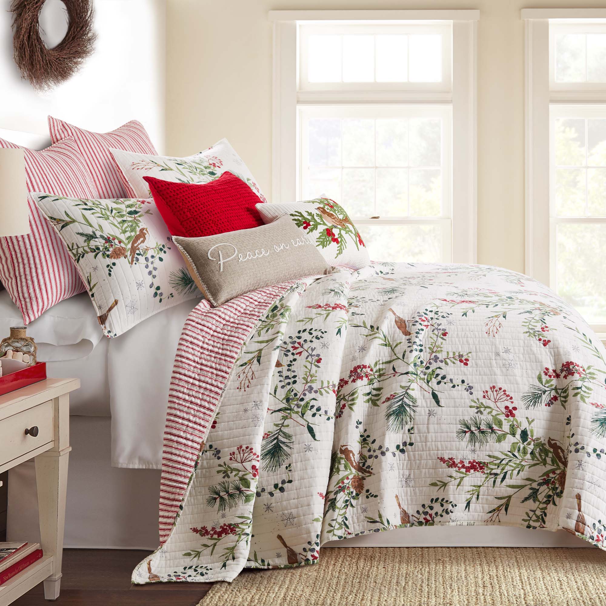 Levtex Home Winterberry Forest Quilt Set Quilts