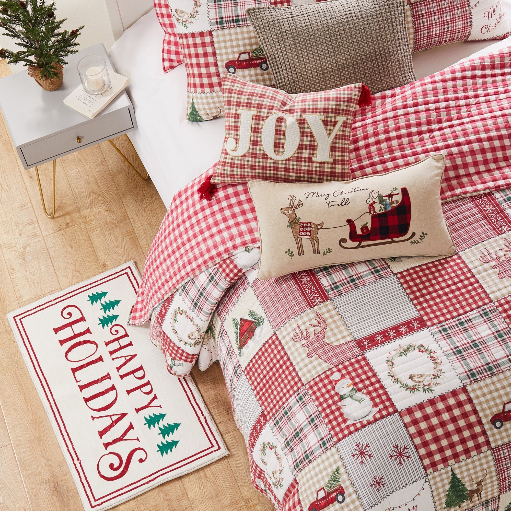 Levtex Home Home for Christmas Quilt Set Quilts