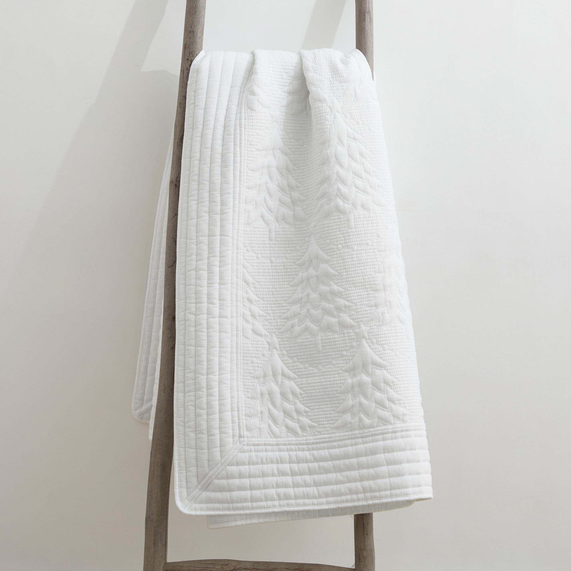 Levtex Home O Christmas Tree Quilted Throw Throws