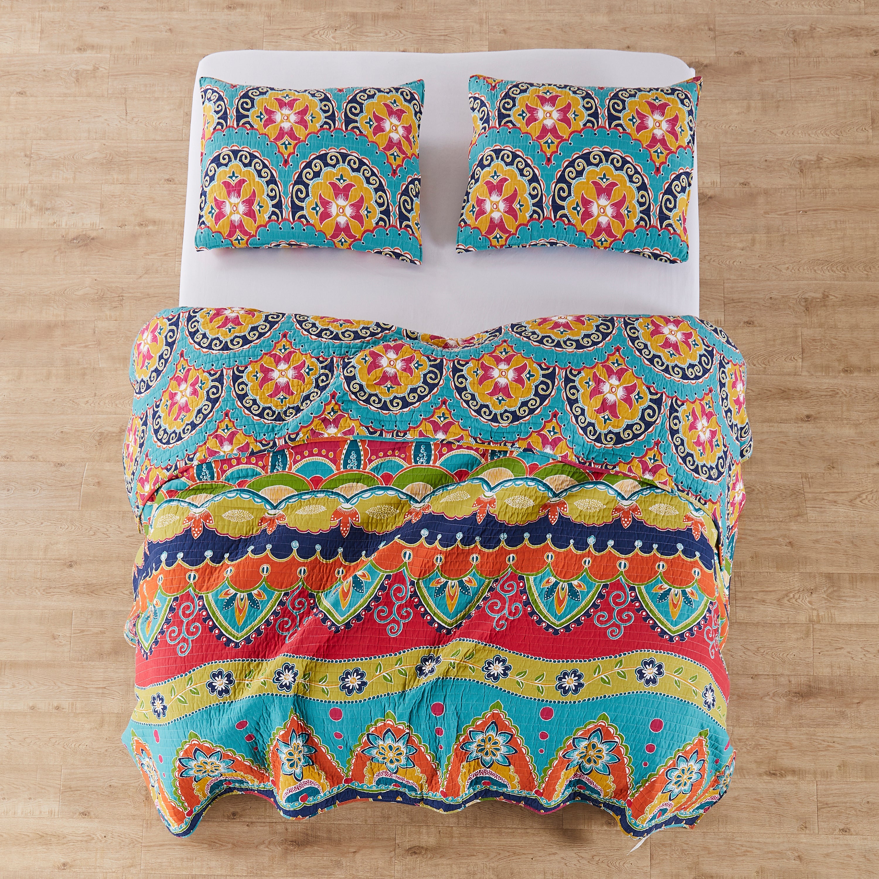 Levtex Home Amelie Quilt Set Quilts