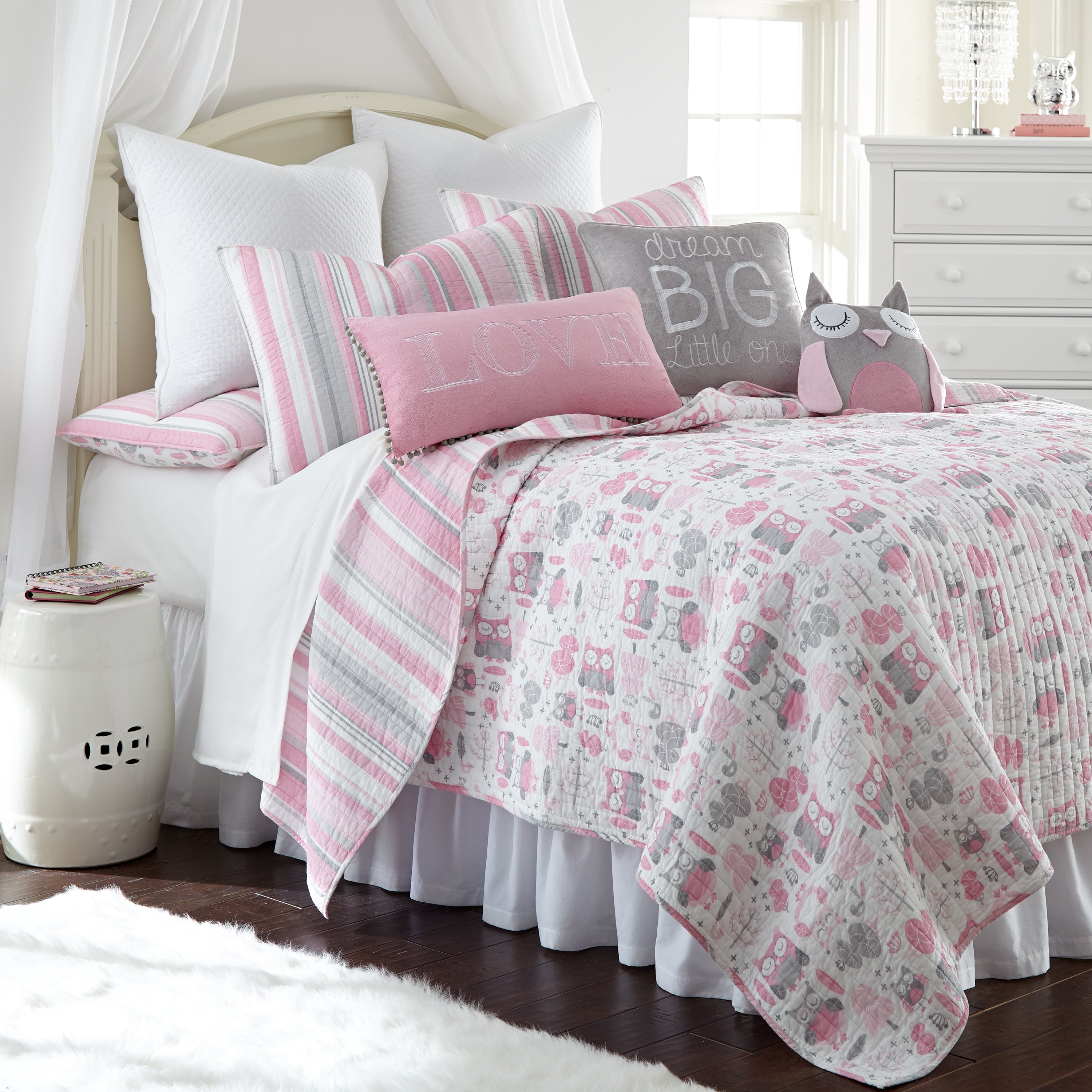 Levtex Home Daniella Quilt Set Kids Quilts
