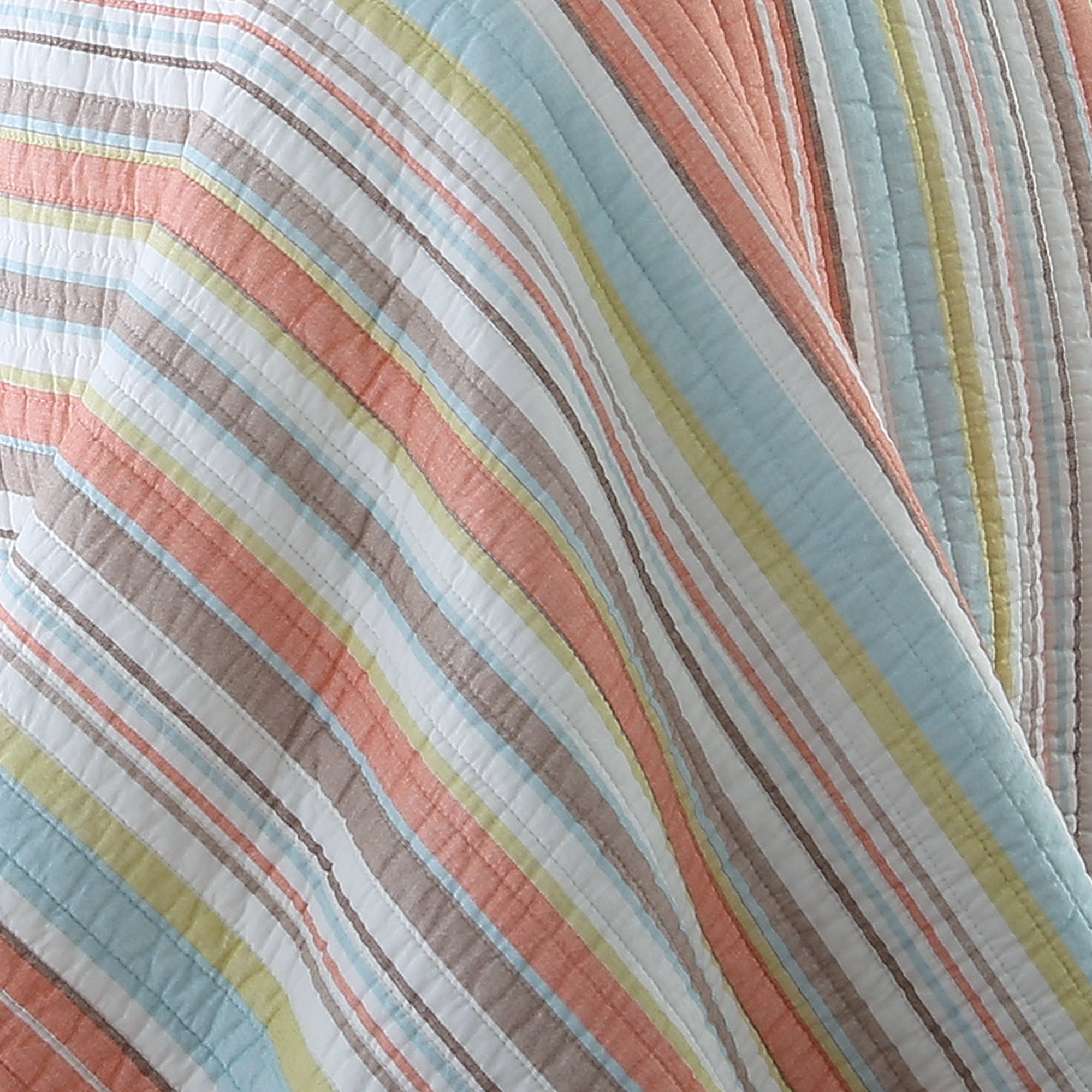Levtex Home Brighton Coral Quilt Set Quilts
