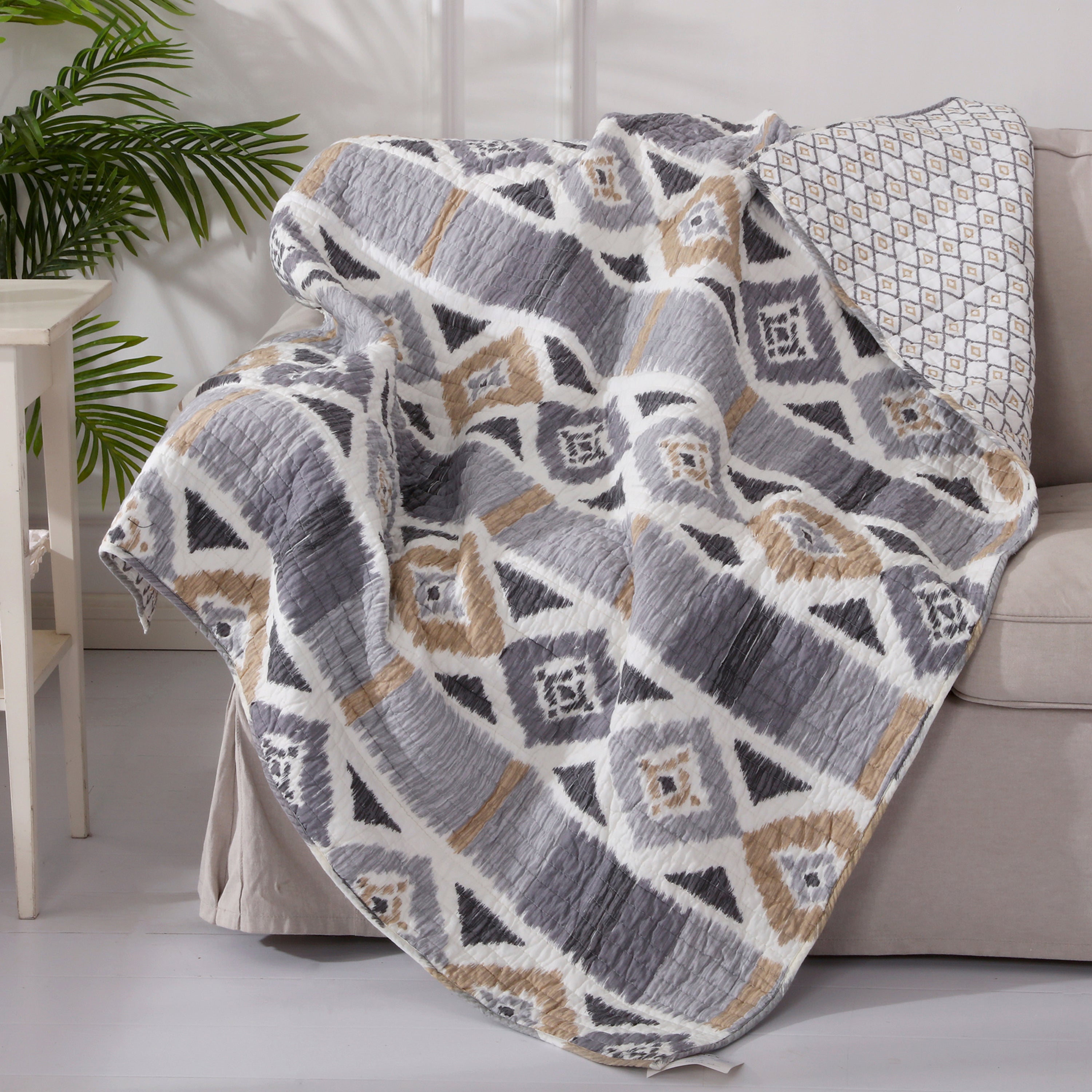 Levtex Home Santa Fe Quilted Throw Throws