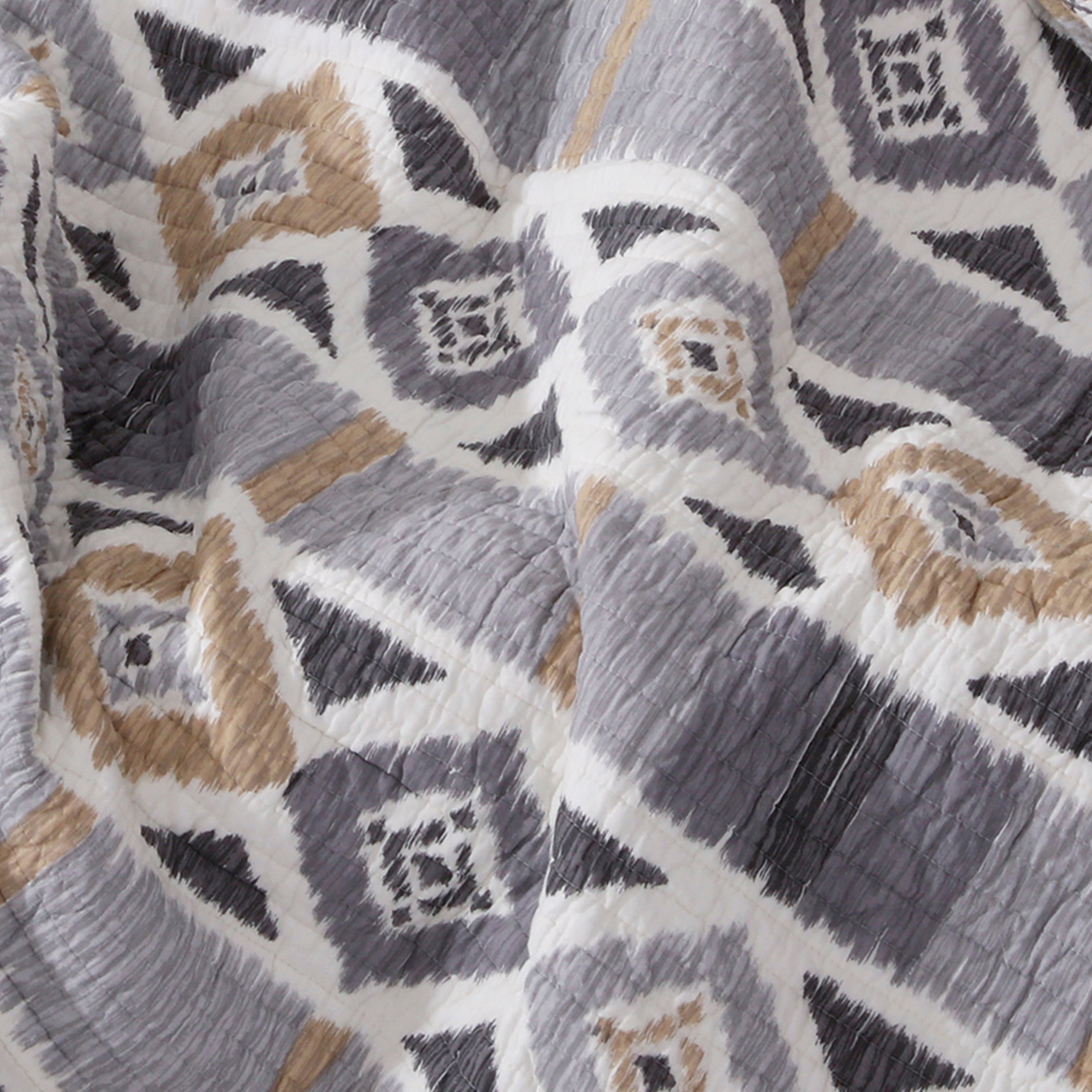 Levtex Home Santa Fe Quilted Throw Throws