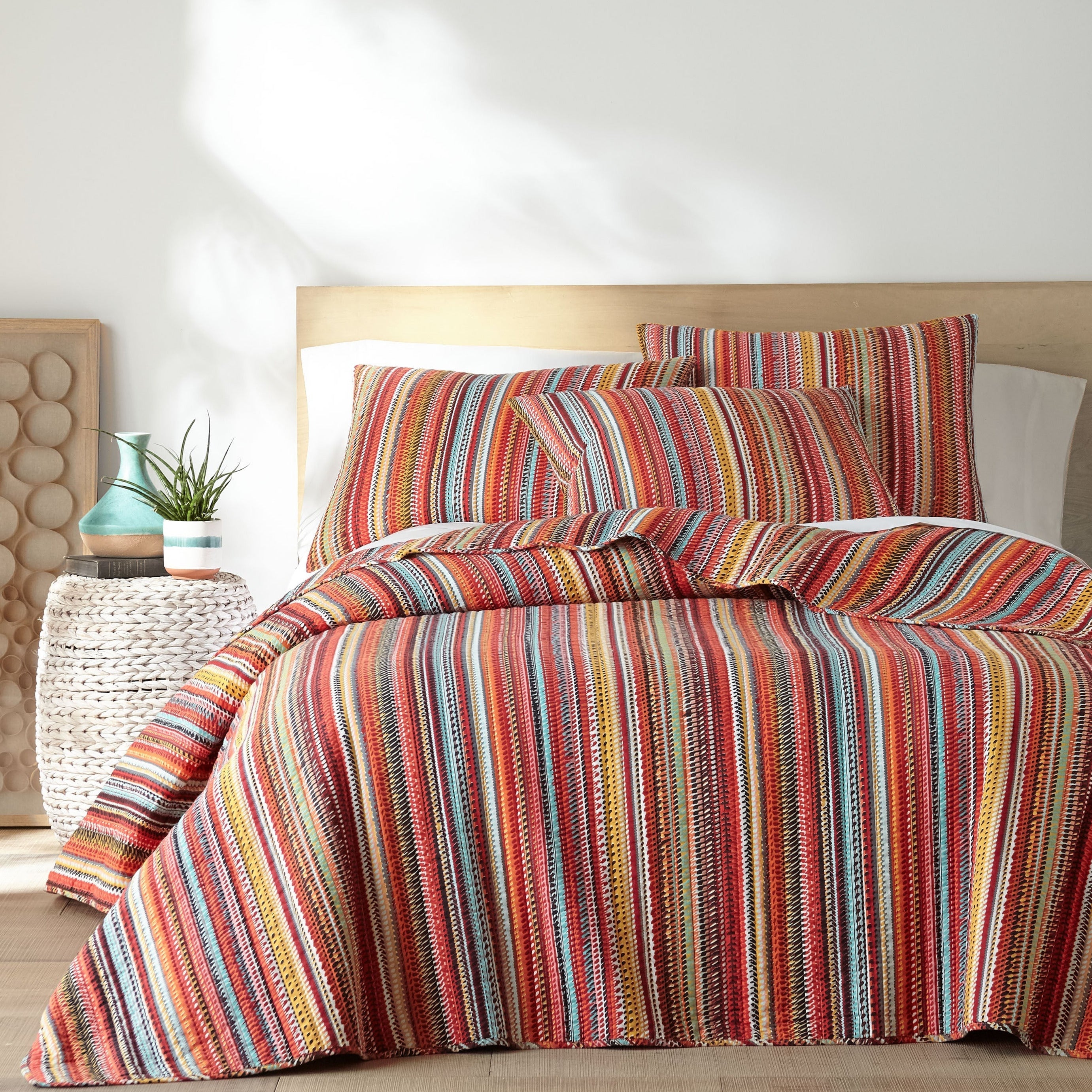 Levtex Home Uluru Stripe Quilt Set Quilts