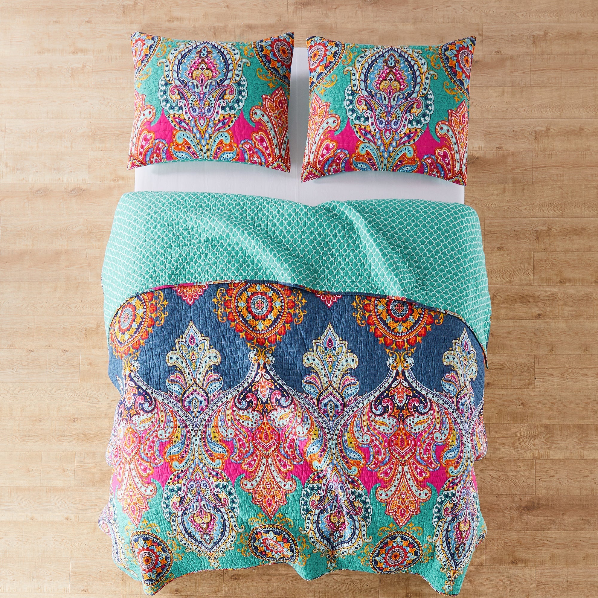 Levtex Home Fantasia Quilt Set Quilts