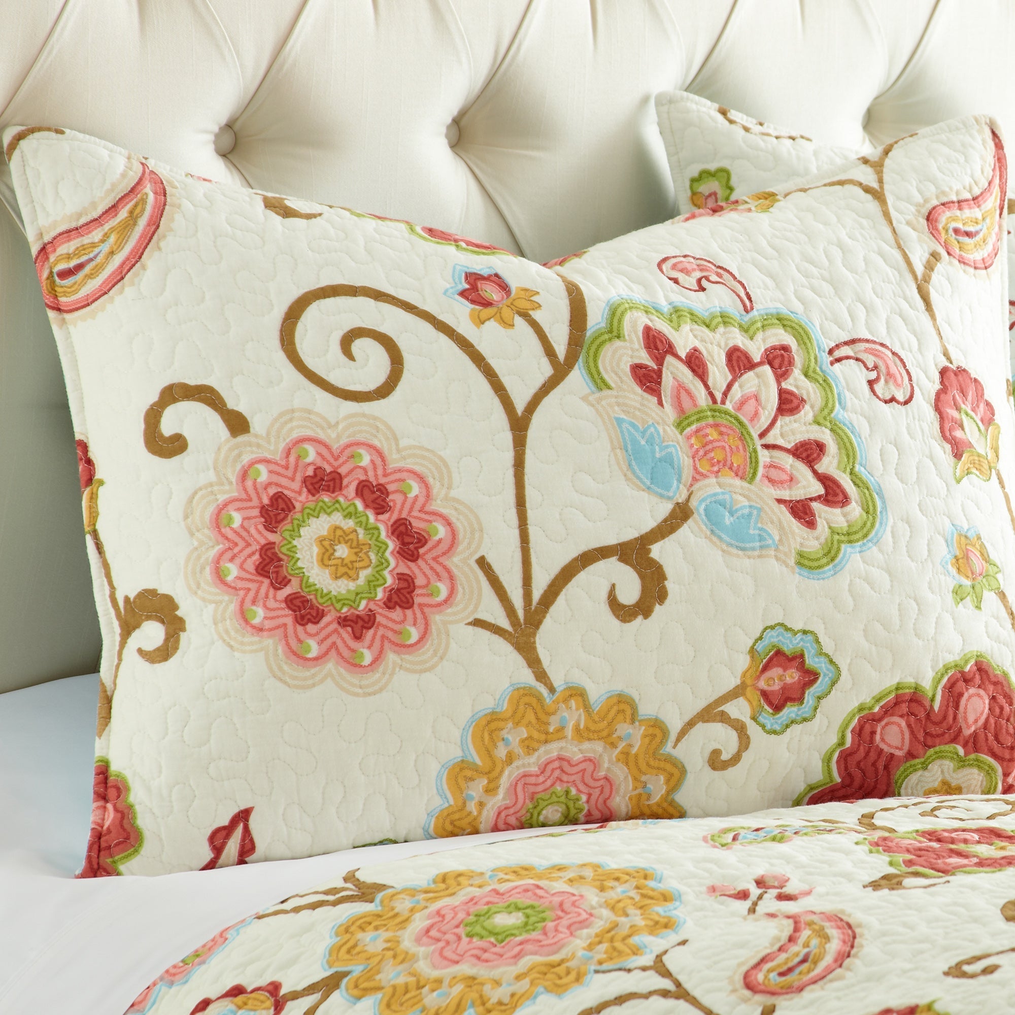 Levtex Home Ashbury Spring Quilt Set Quilts