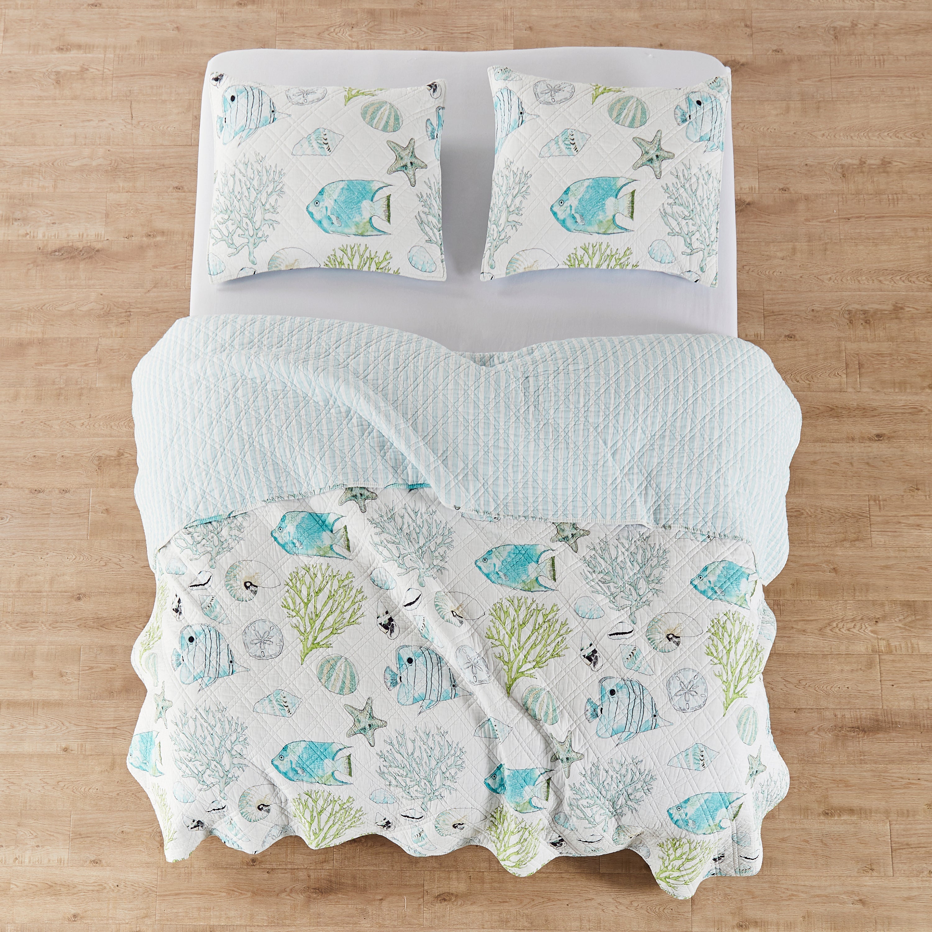 Levtex Home Biscayne Quilt Set Quilts