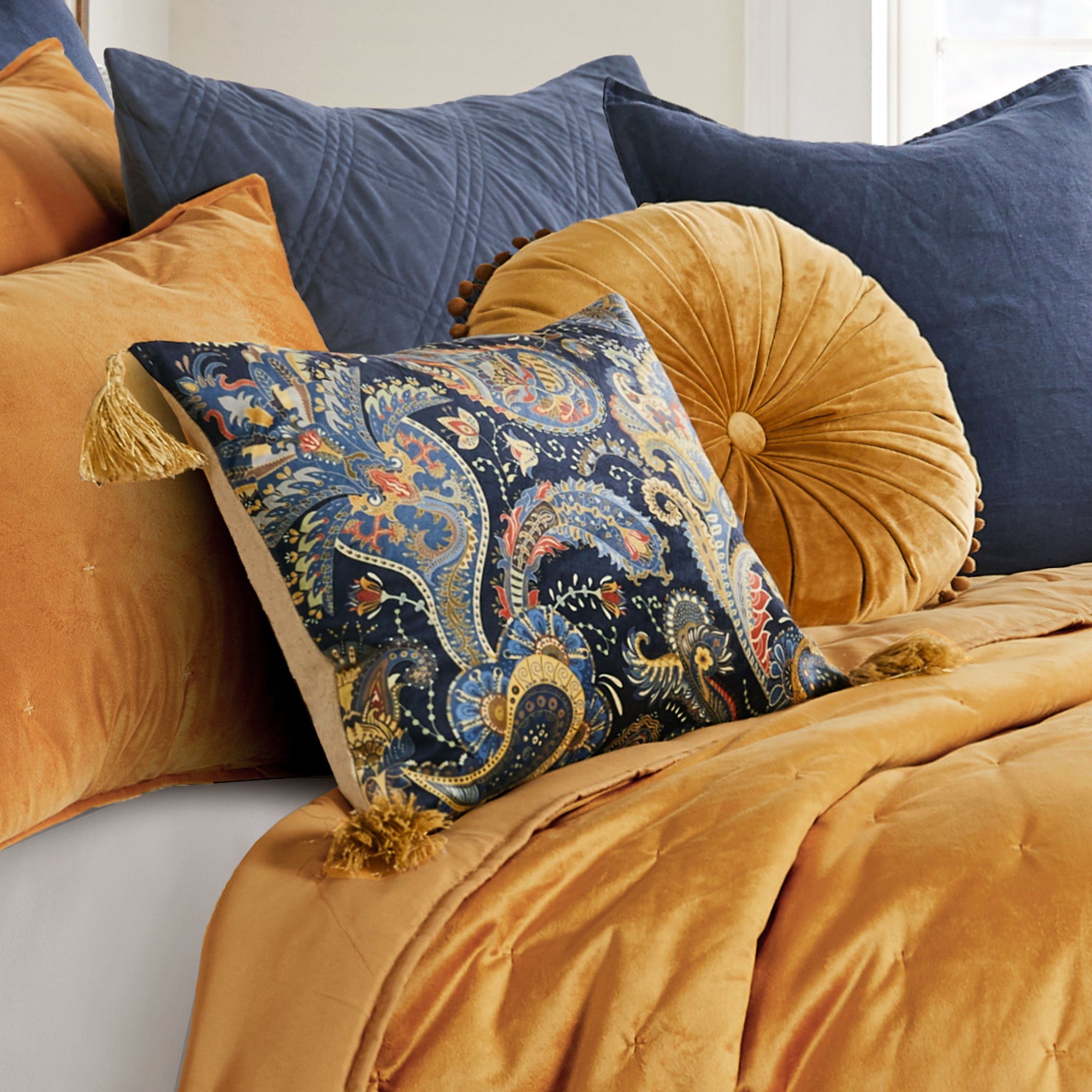 Printed Velvet Paisley Tassel Pillow