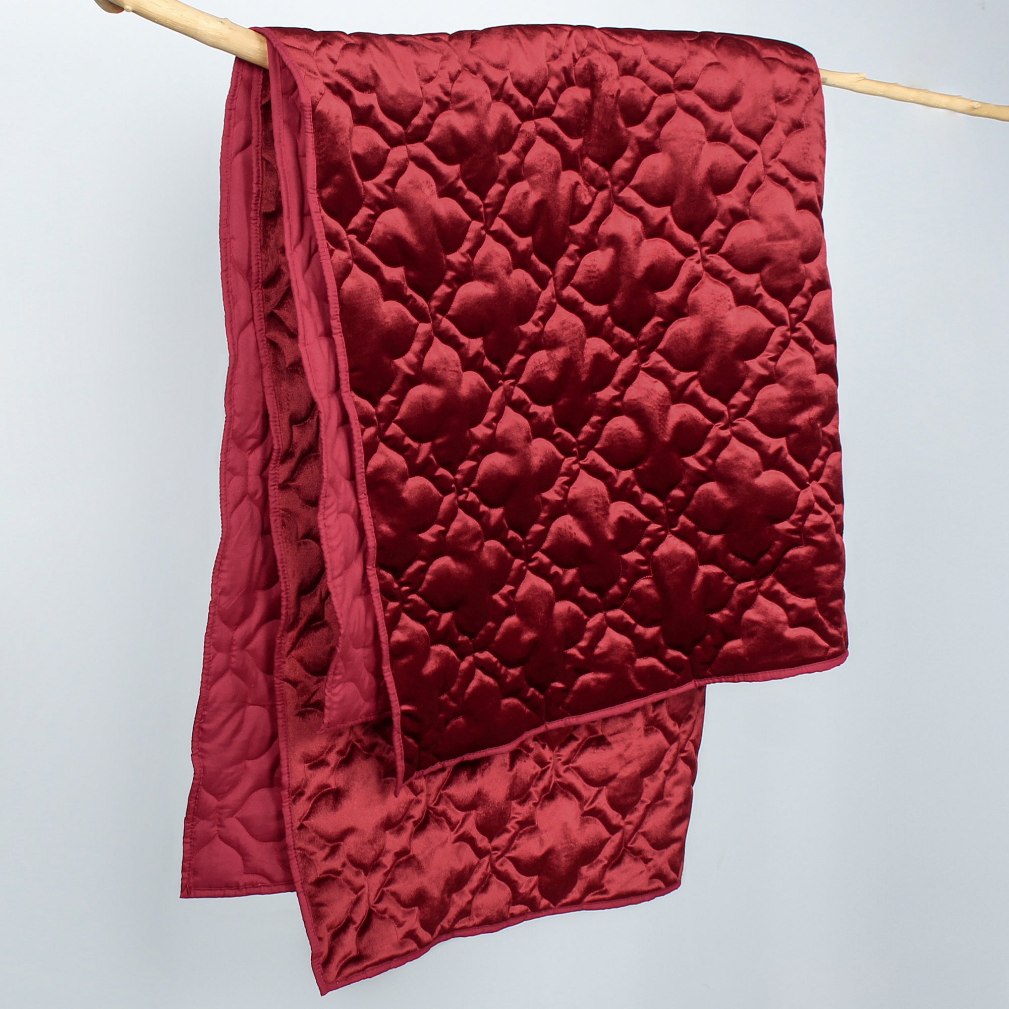 BH Caserta Velvet Red Throw