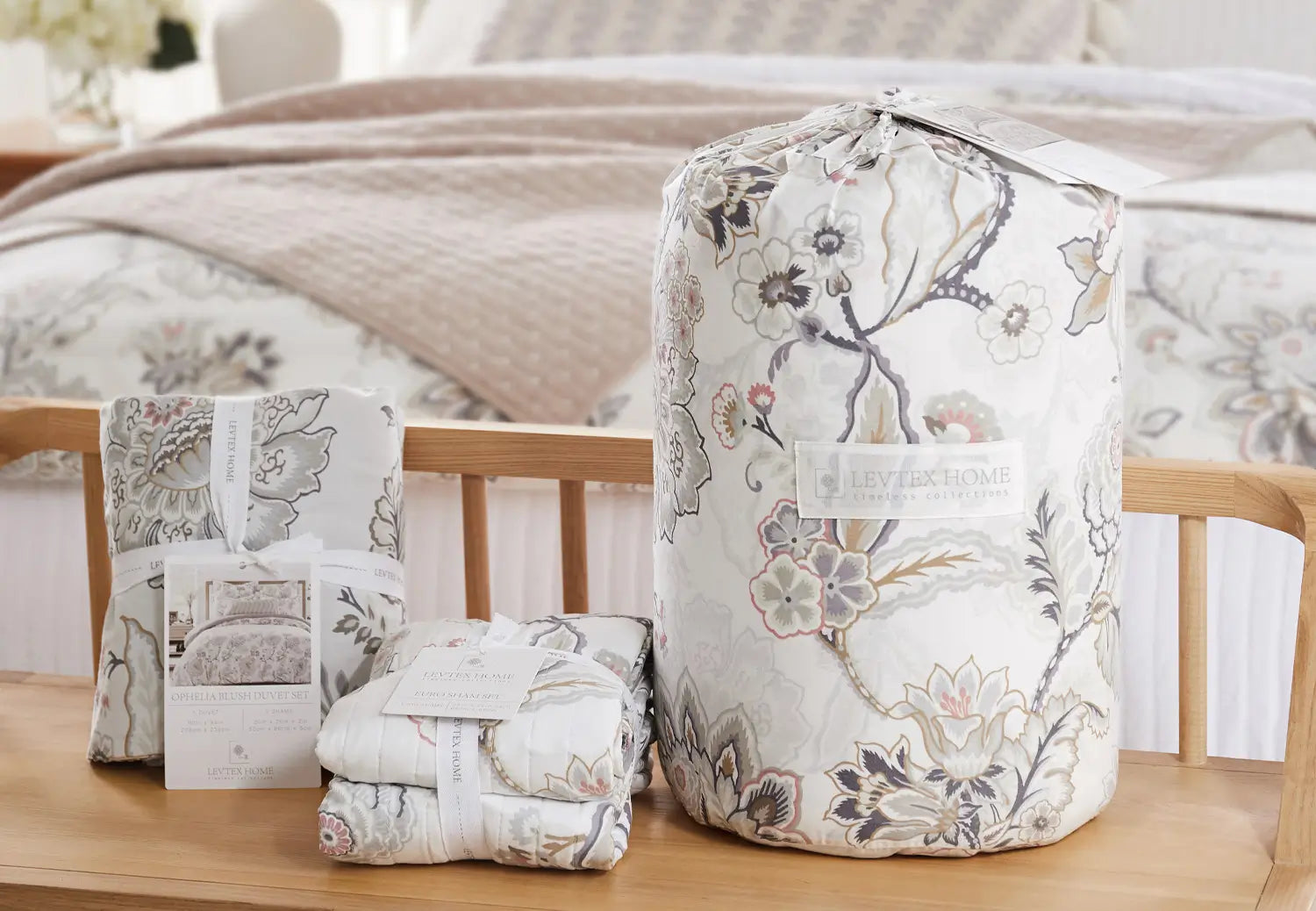 Floral bedding in every style: Create a happy bed