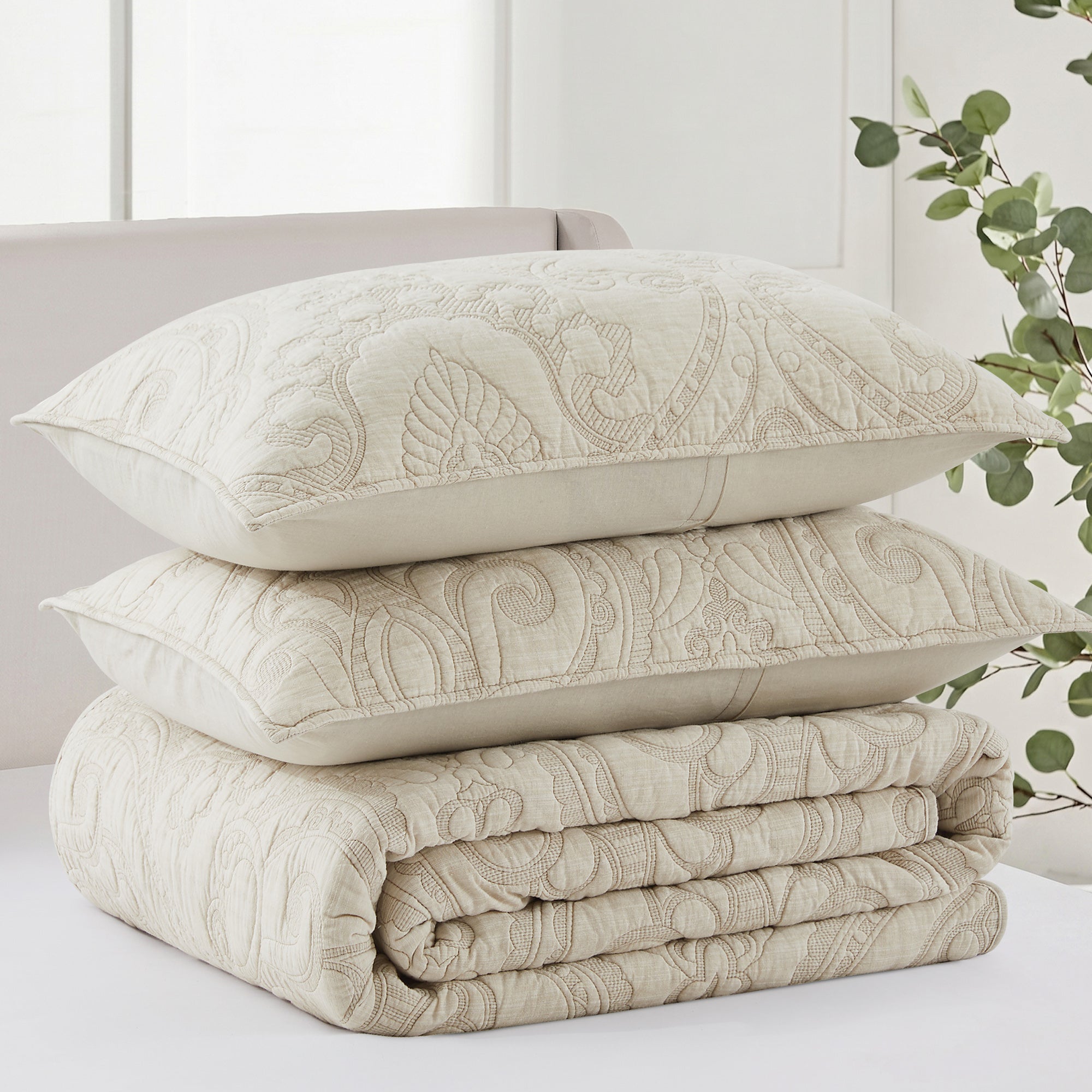 Helena Sage Quilt Set