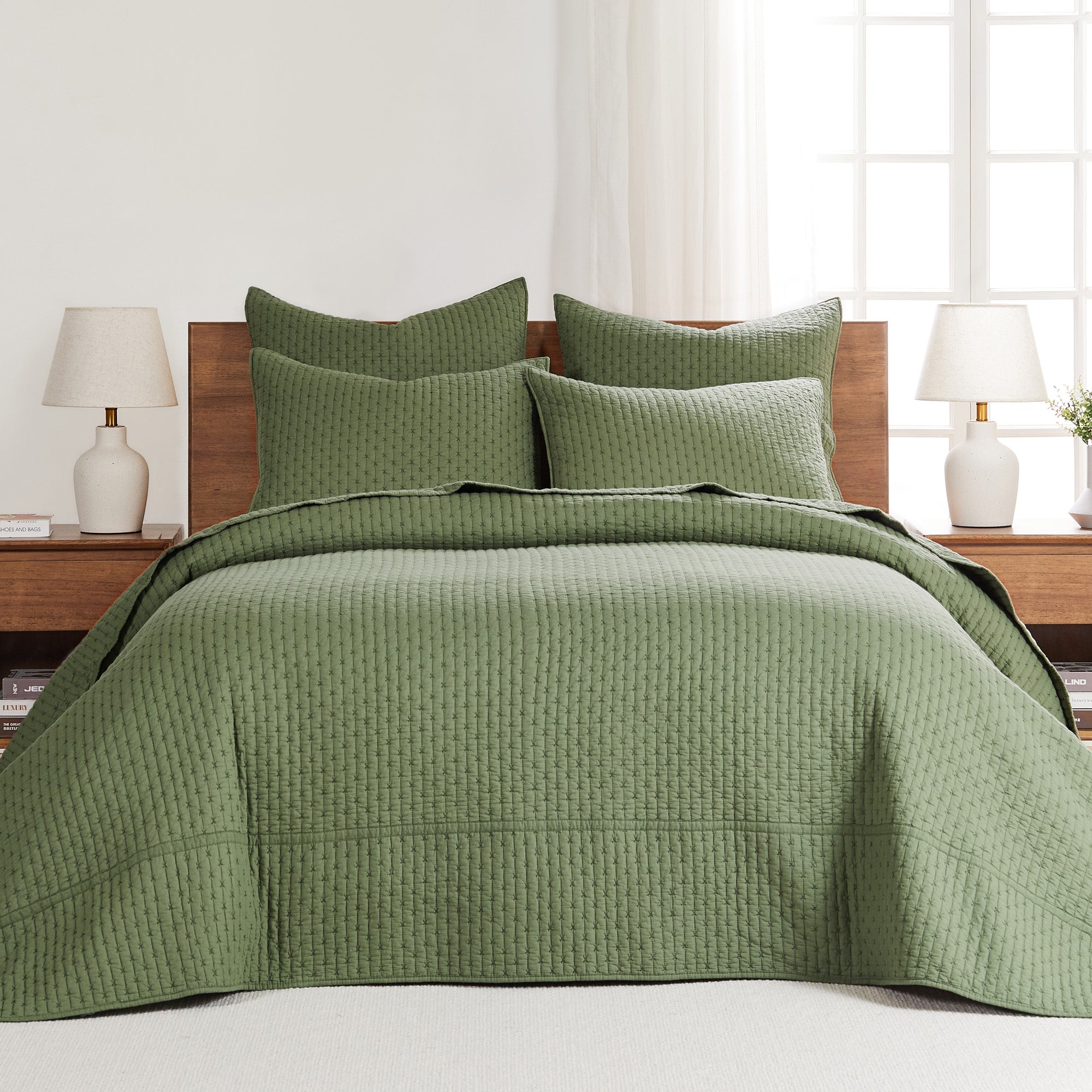 Orange and Green Extra Large Queen Comforter Reversible Queen XL Bedding  Made with Machine Washable Materials