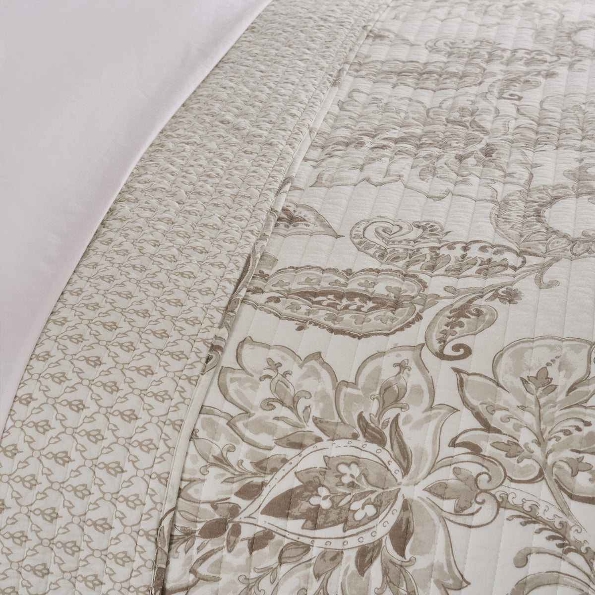 Bennett Bedspread Set