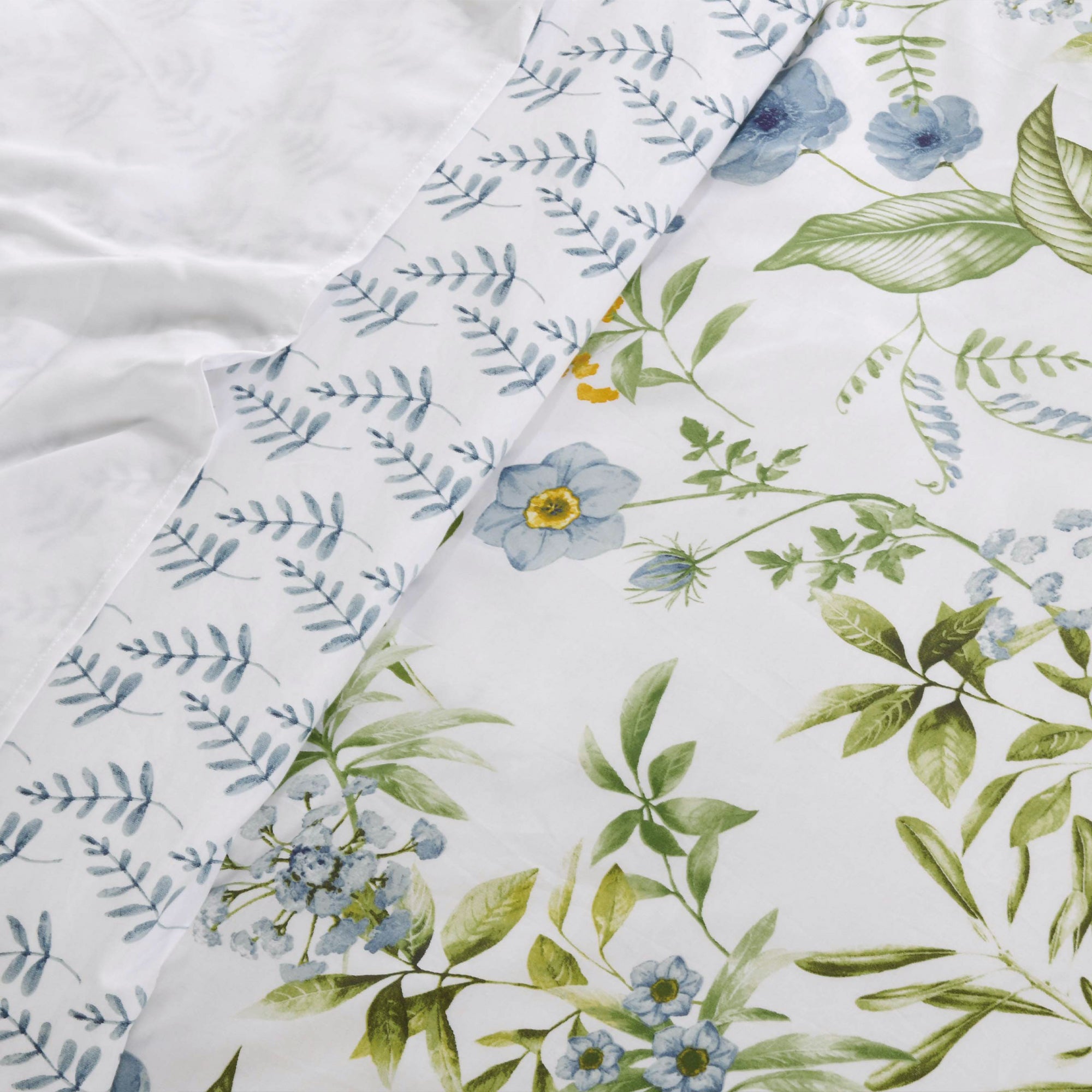 Viviana Comforter Set