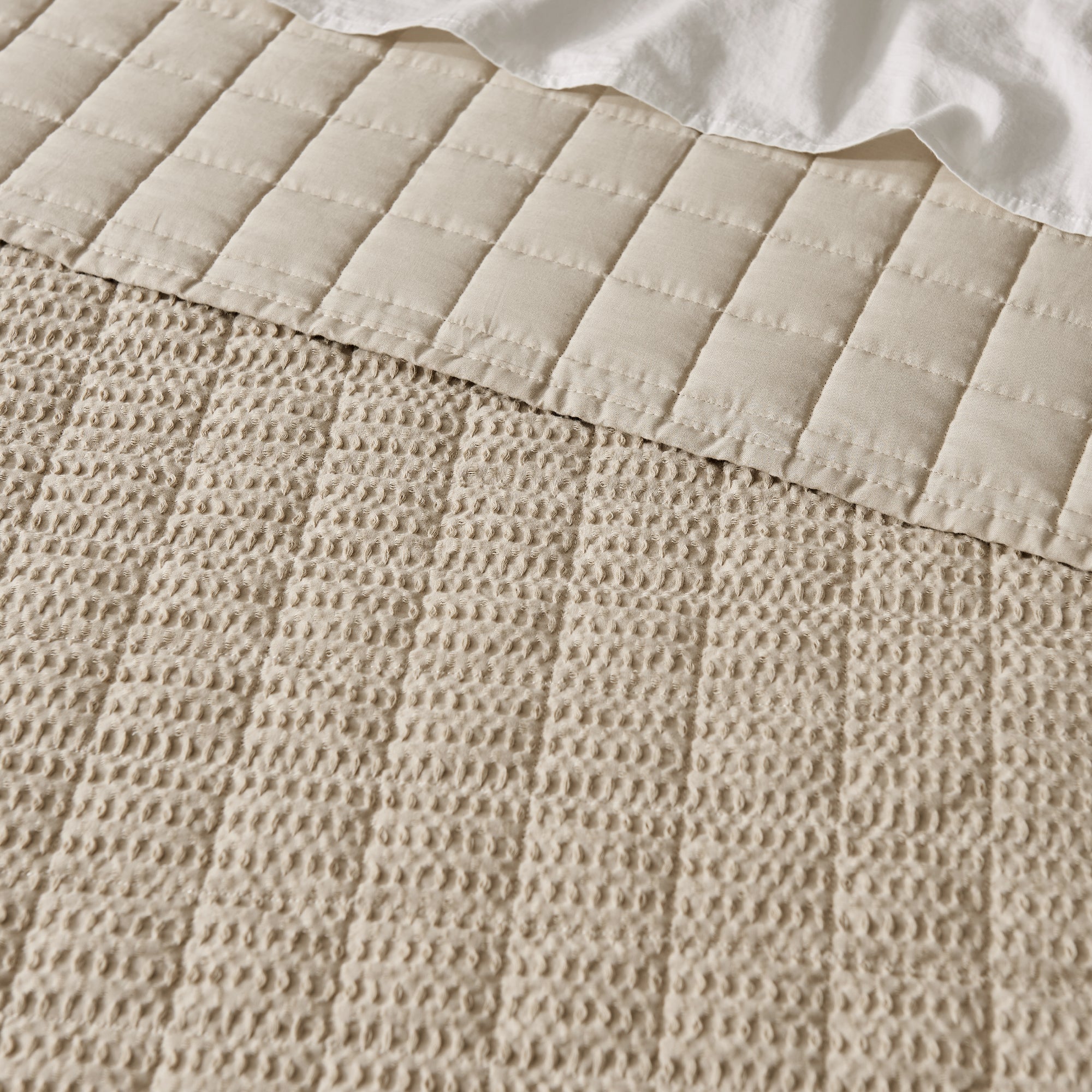 Cloud Waffle Quilt Set