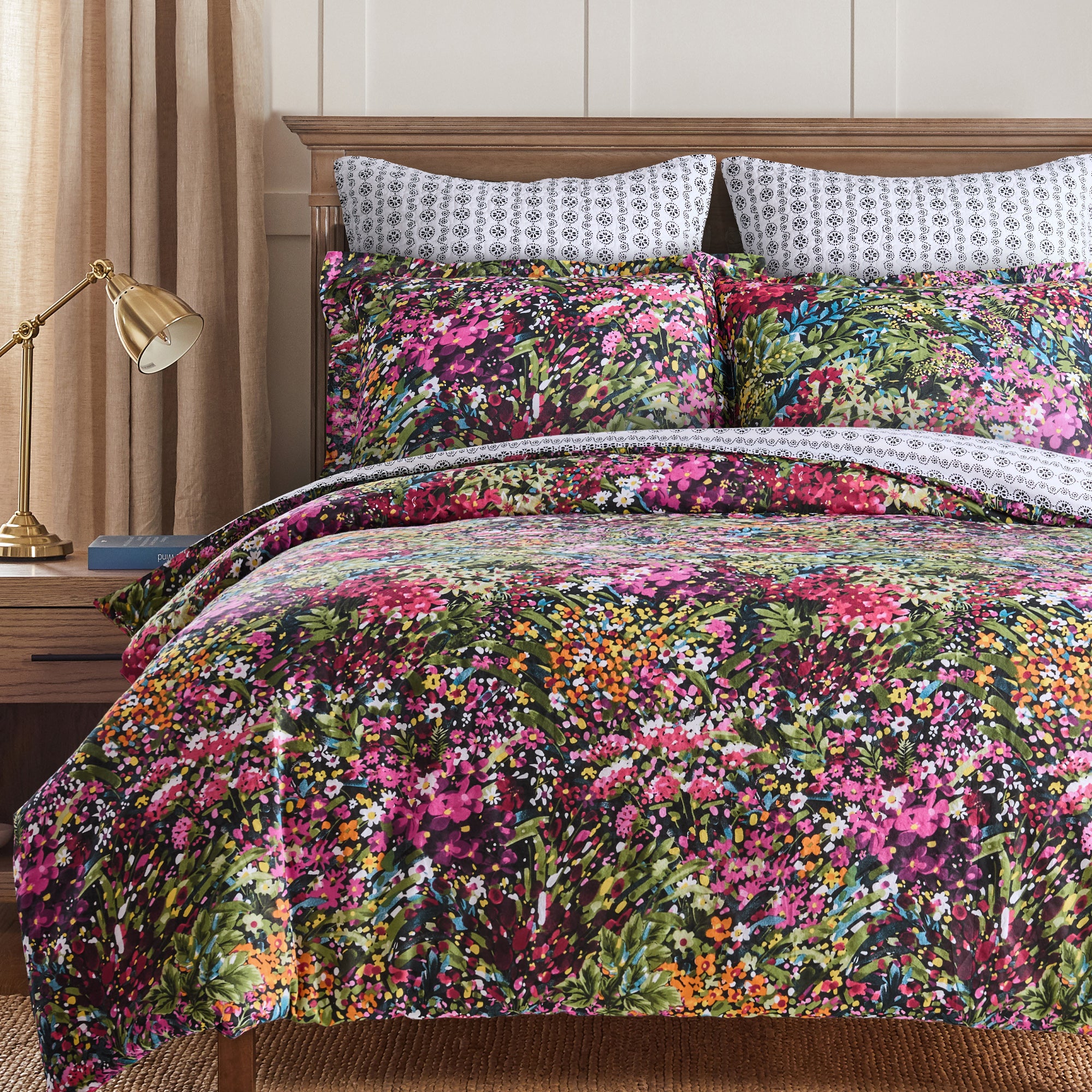 Basel Comforter Set
