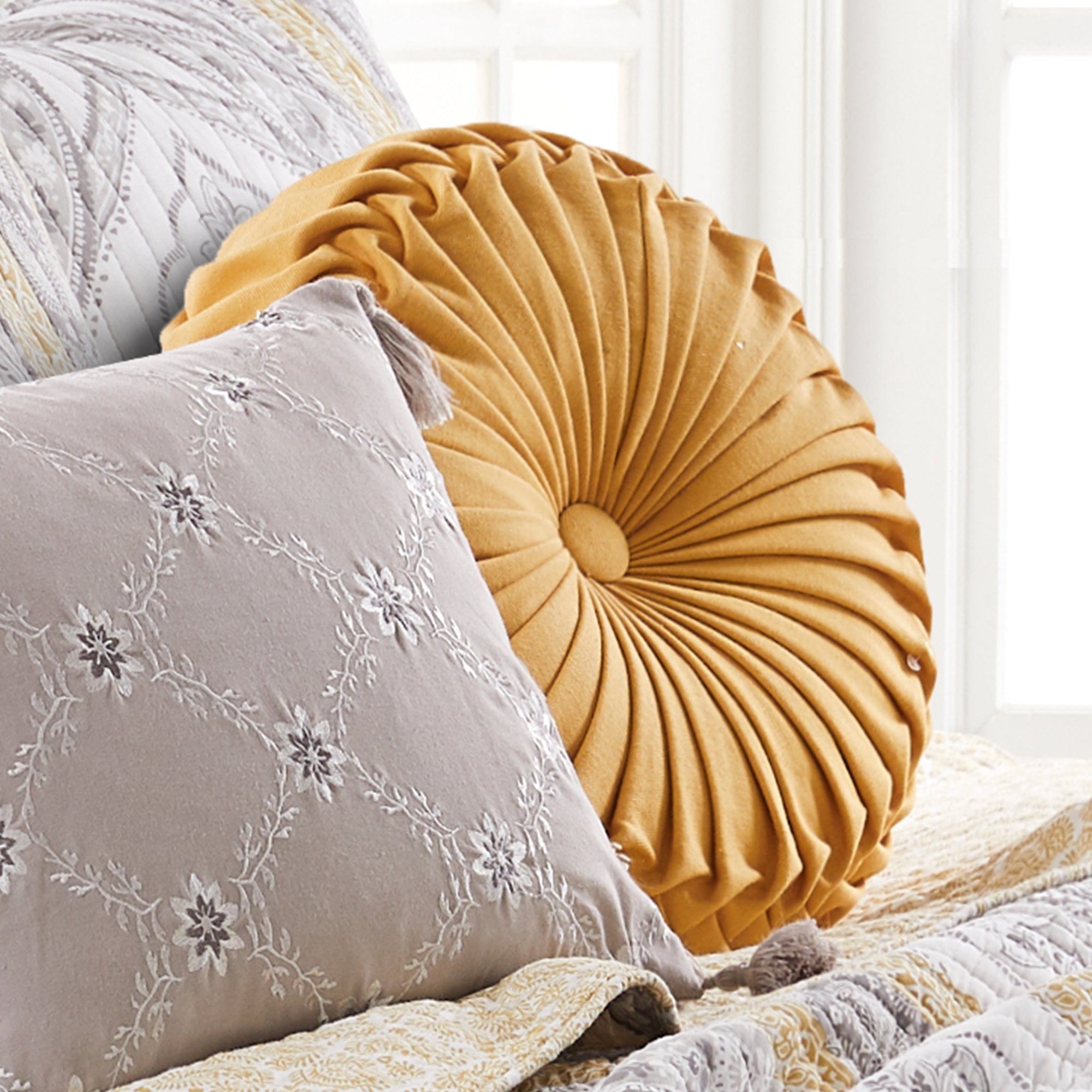 St. Ives Round Pleated Pillow