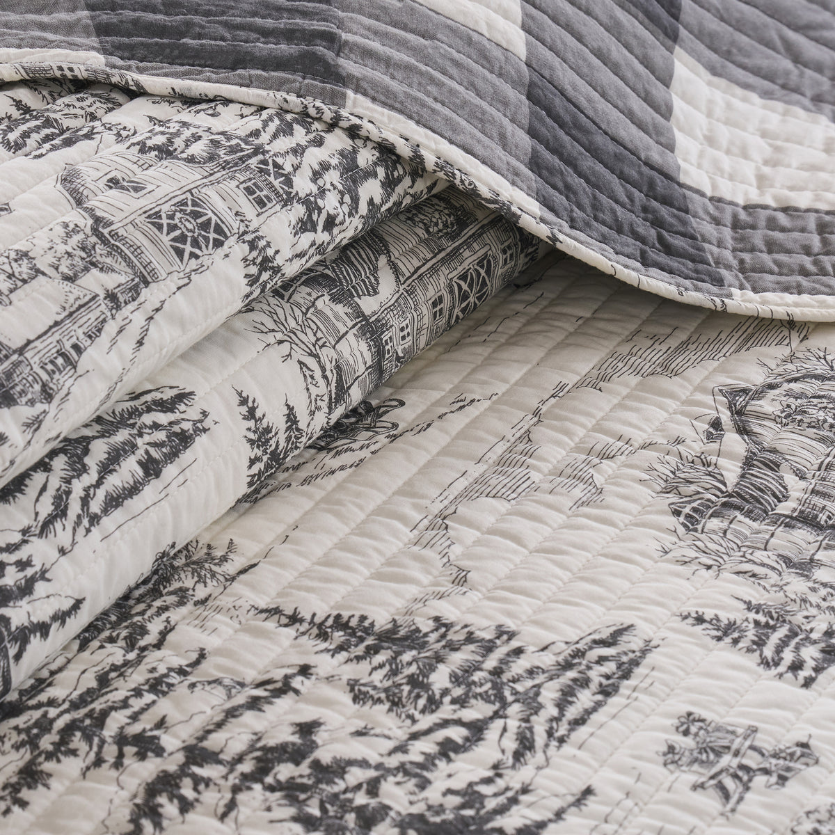 Winter Sleigh Ride Quilt Set