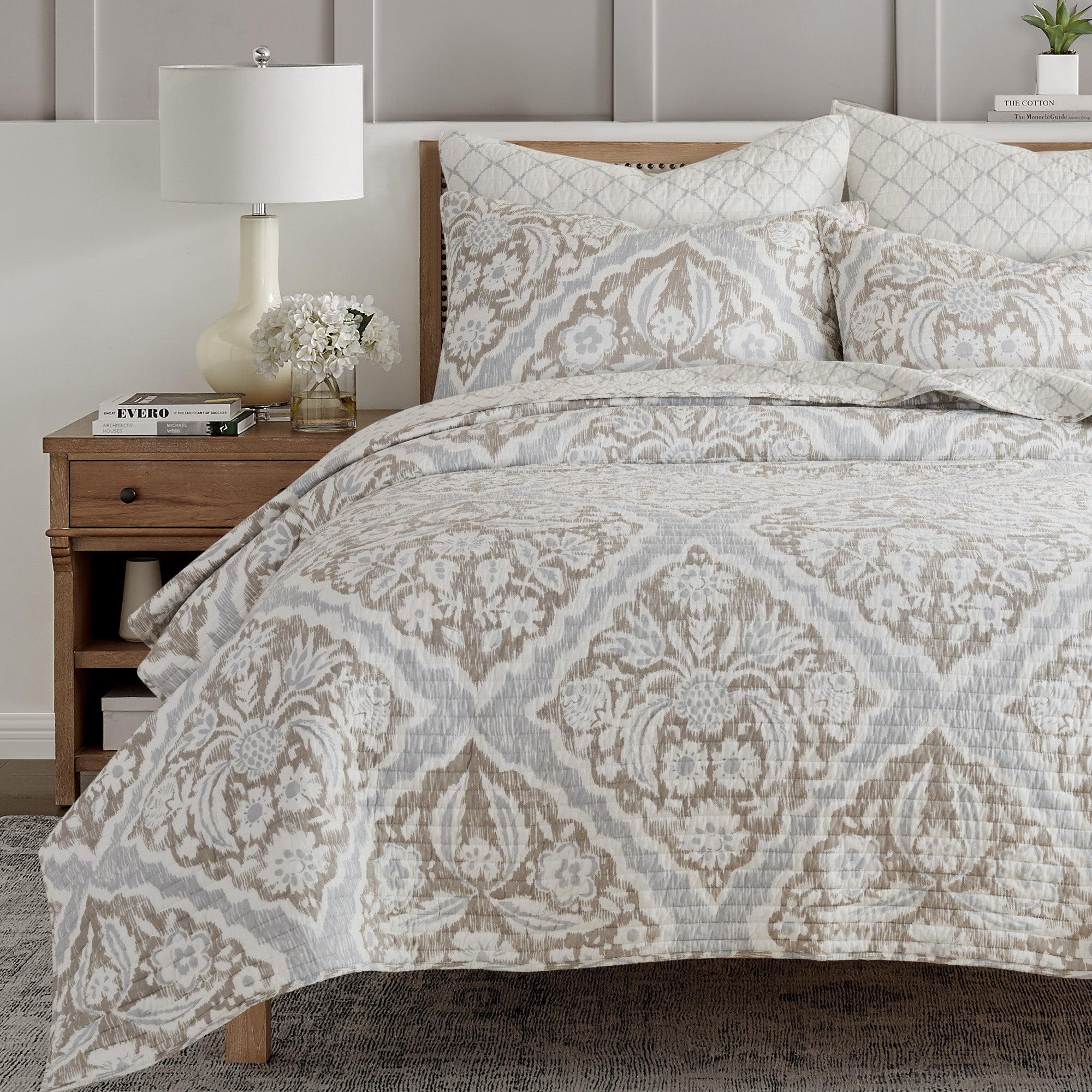 Becker Quilt Set