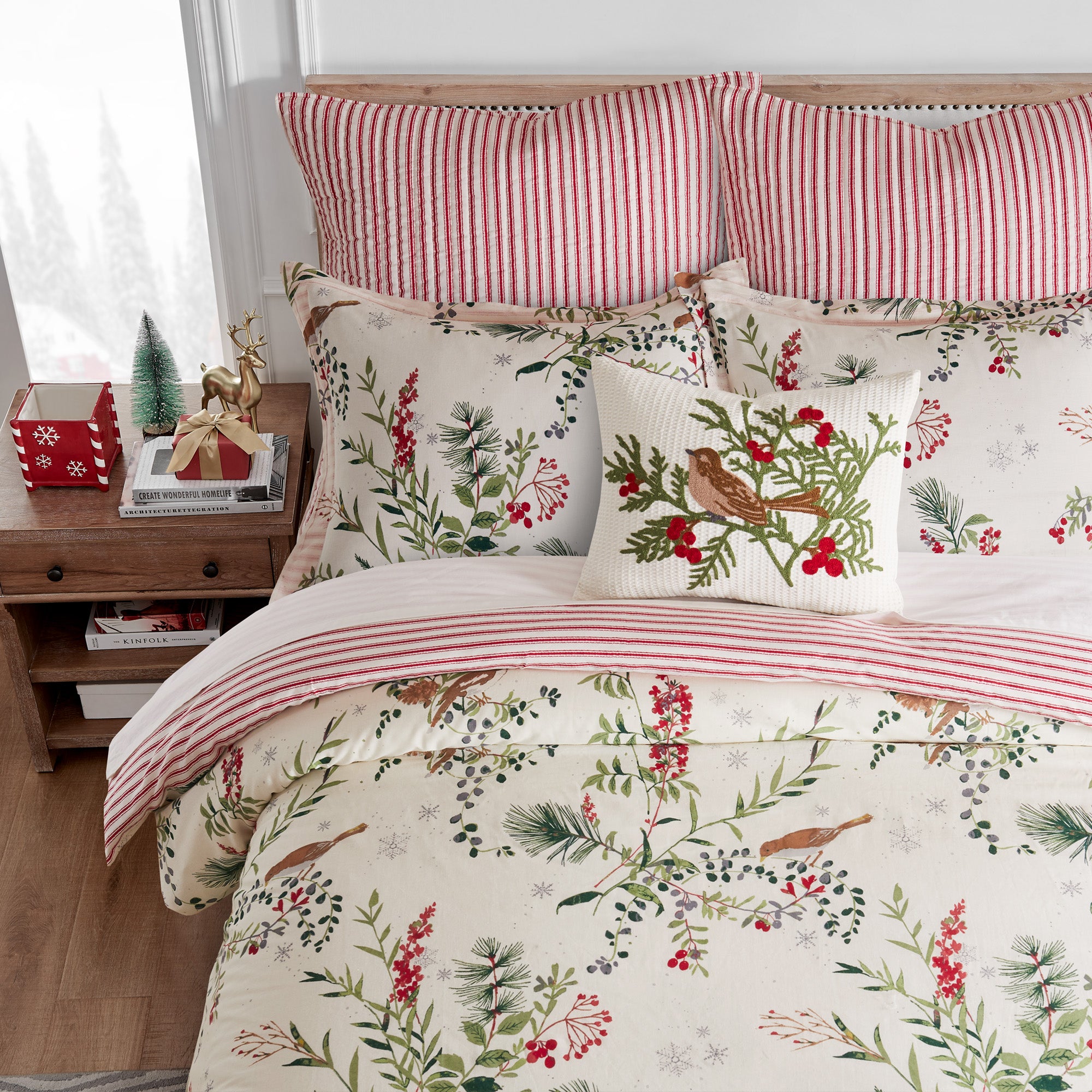 Winterberry Forest Duvet/Comforter Set