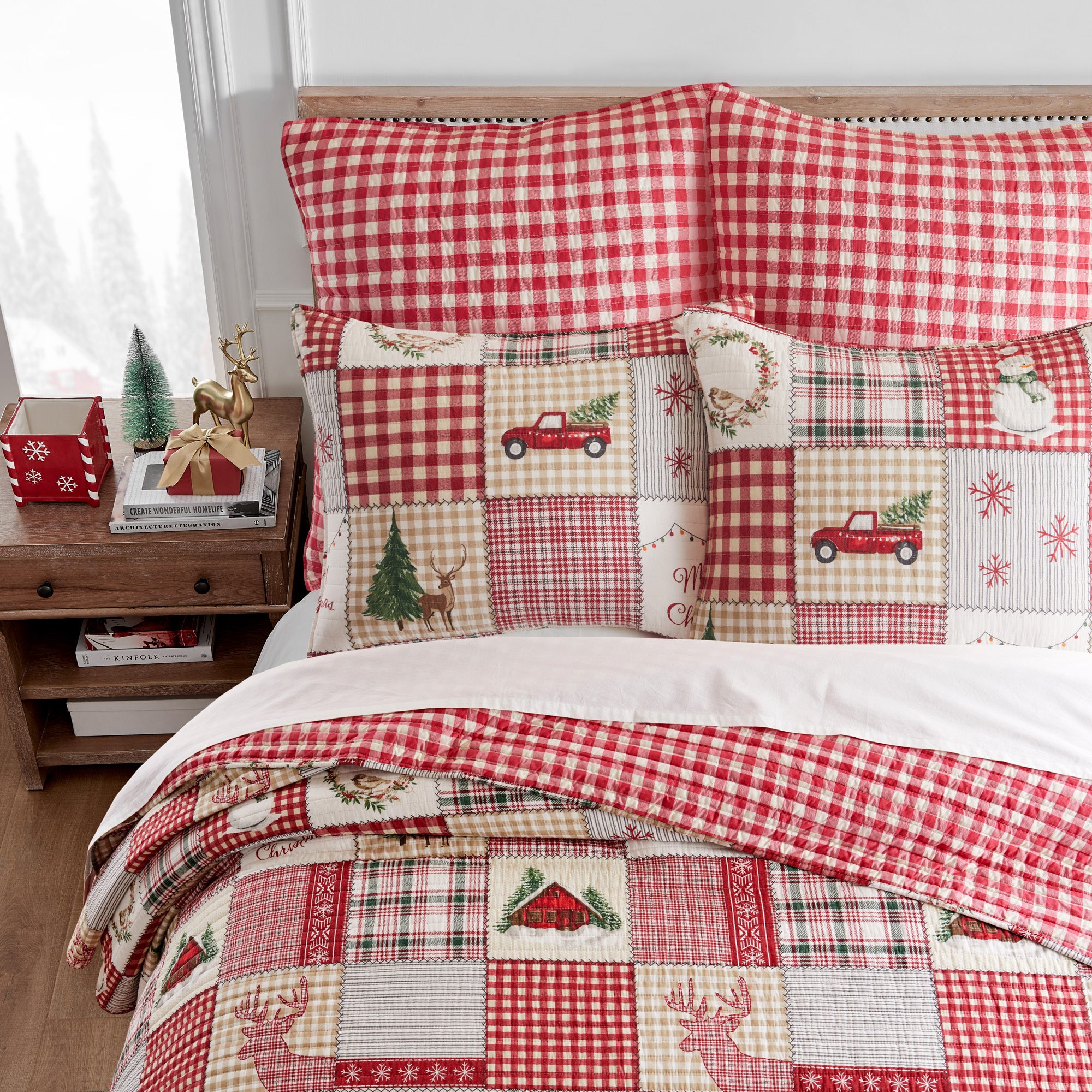 Home For Christmas Bedspread Set