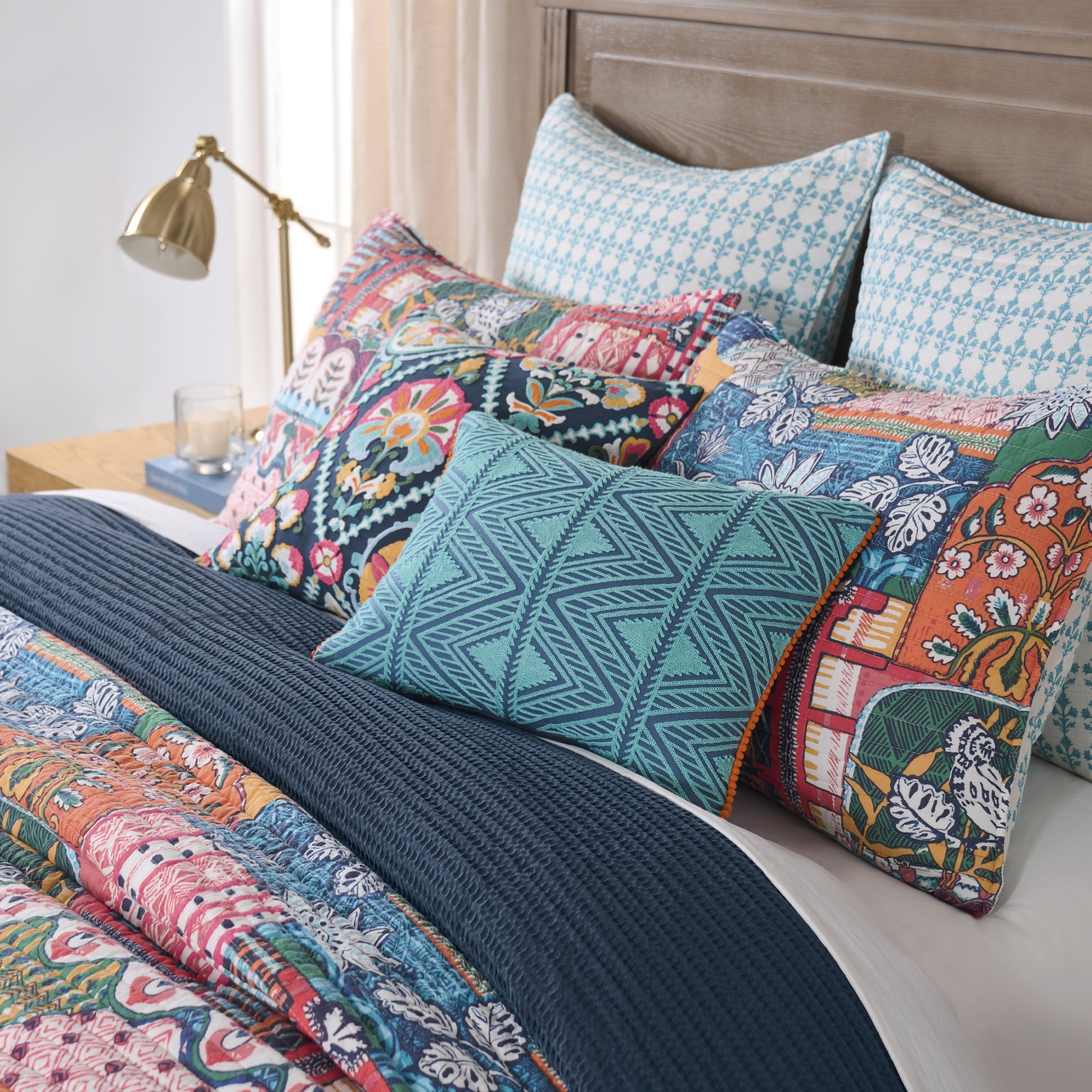 Roshita Quilt Set