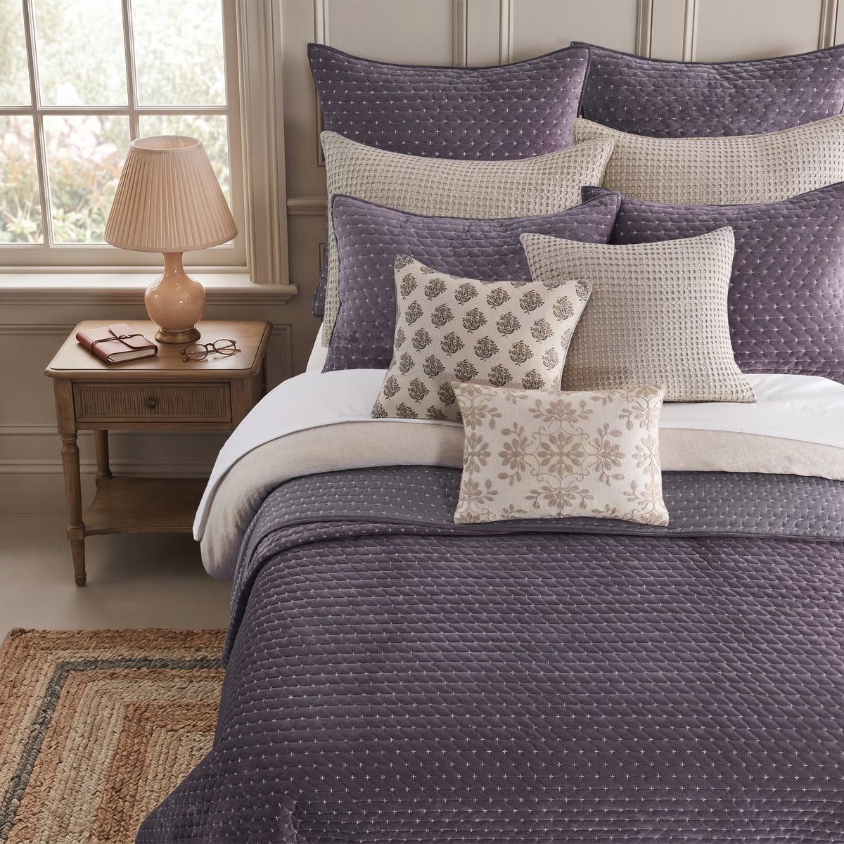 Velvet Stitch Quilt Set
