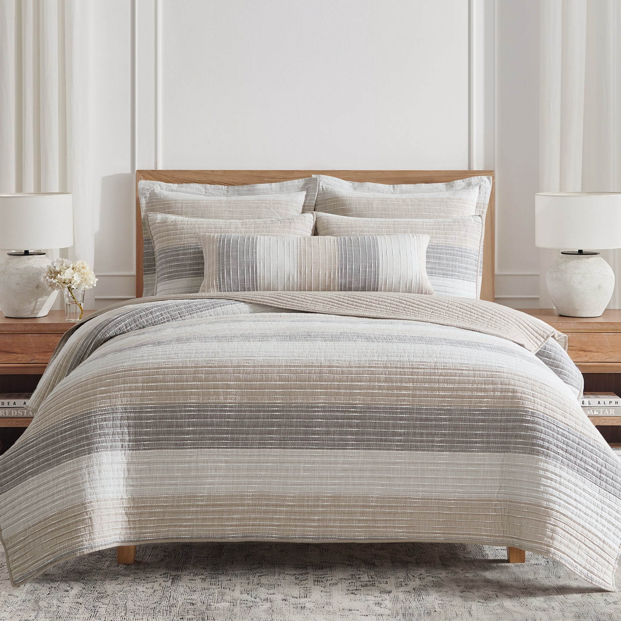 Sand Stripes Blue Quilt