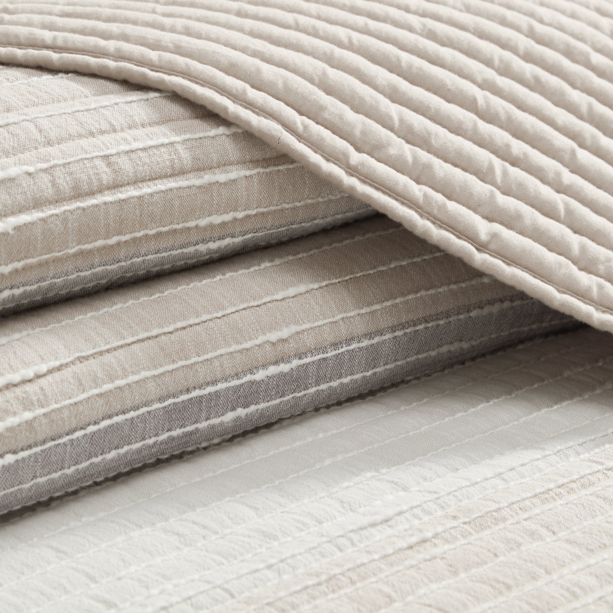 Sand Stripes Blue Quilt