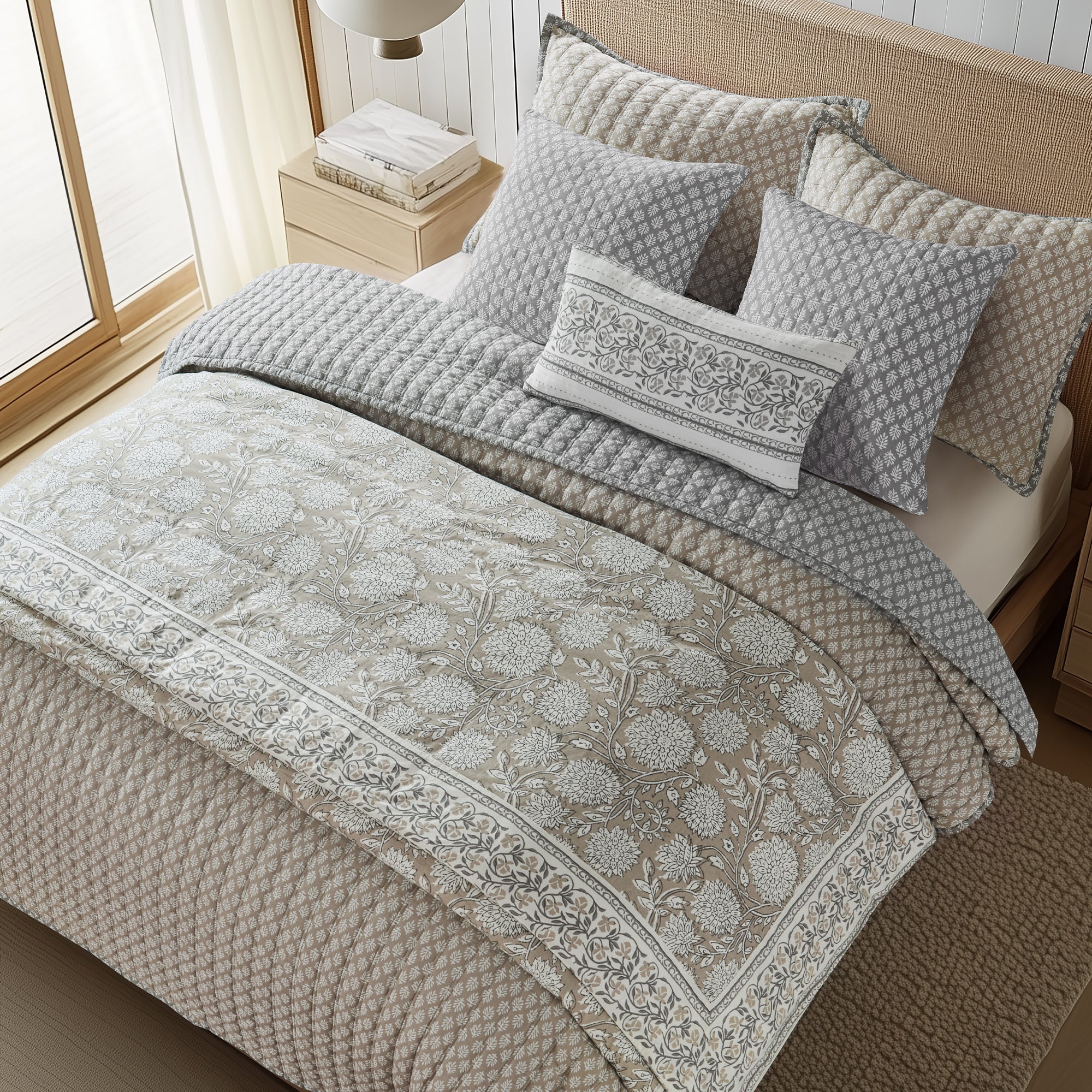 Aditya Quilt Set