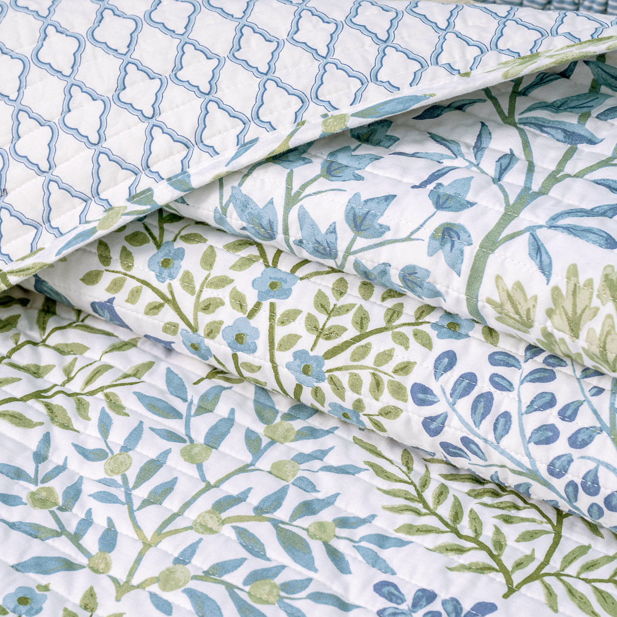 English Forest Green Bedspread Set