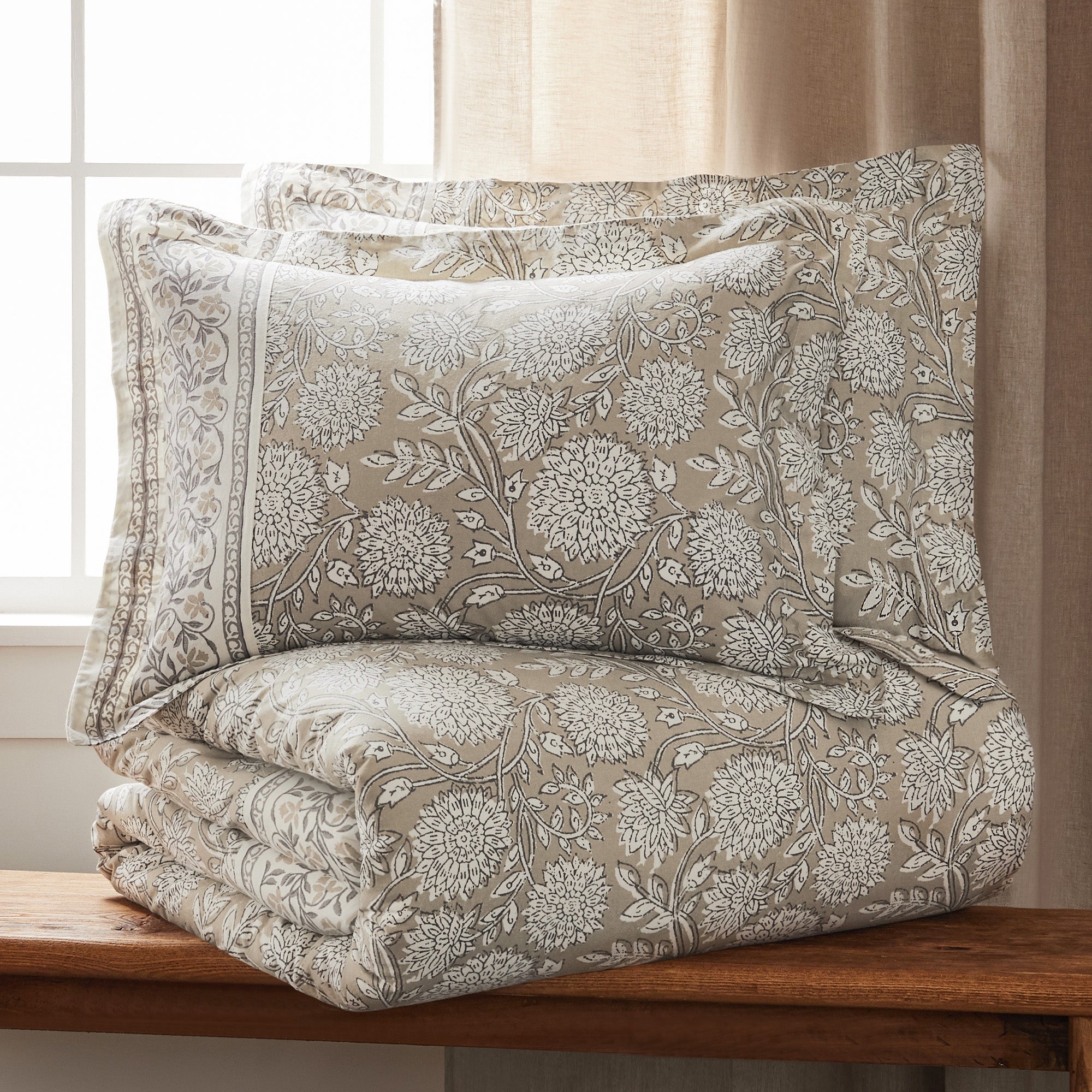 Adare Comforter Set